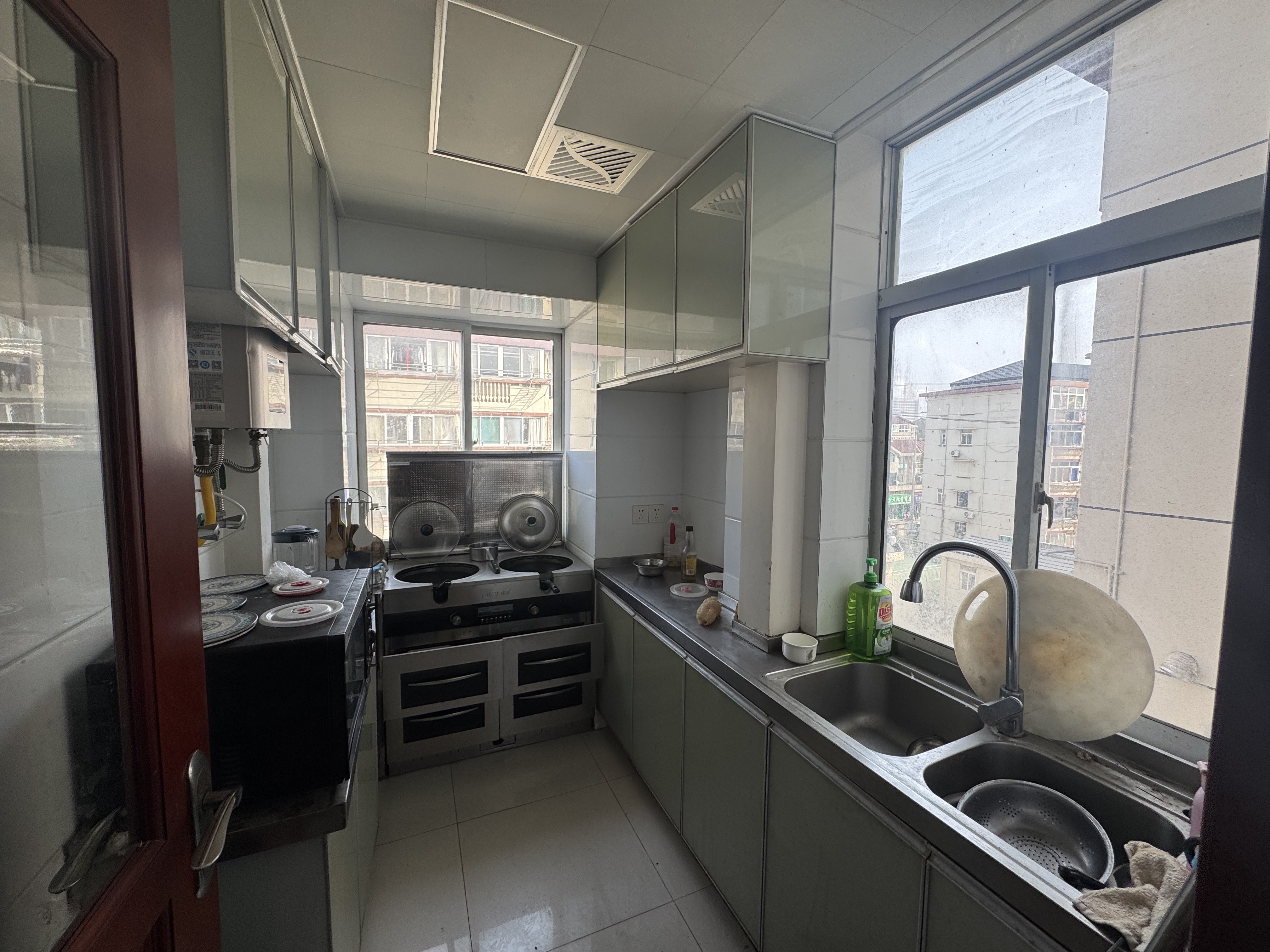 新桥新村 3室2厅1卫 78.5m&sup2;