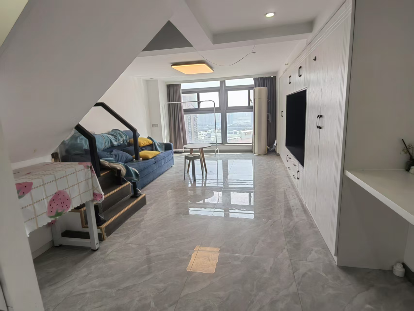 赛格时代广场 2室1厅1卫 54m²