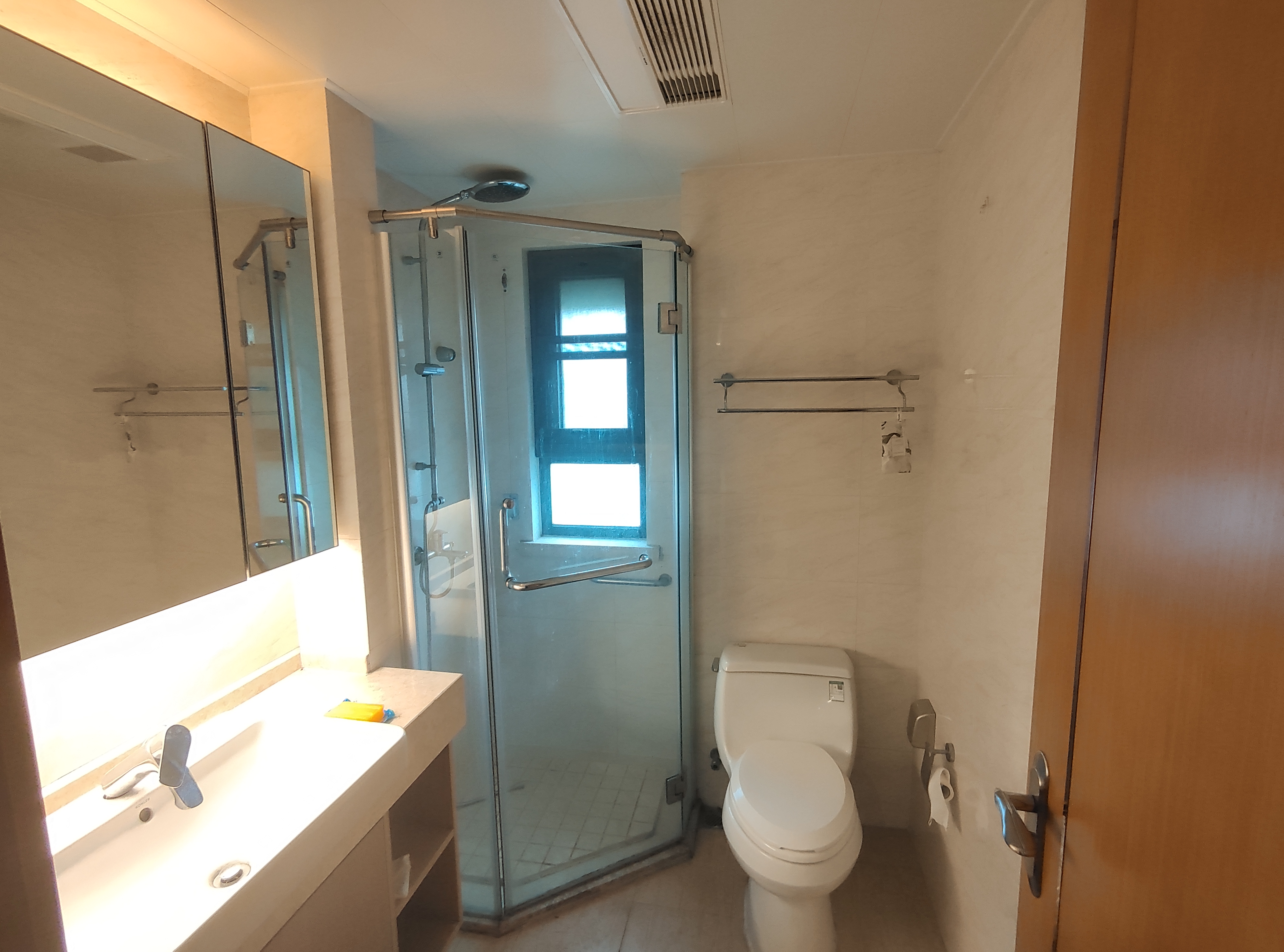 中南漫悦湾 4室2厅2卫 122m&sup2;