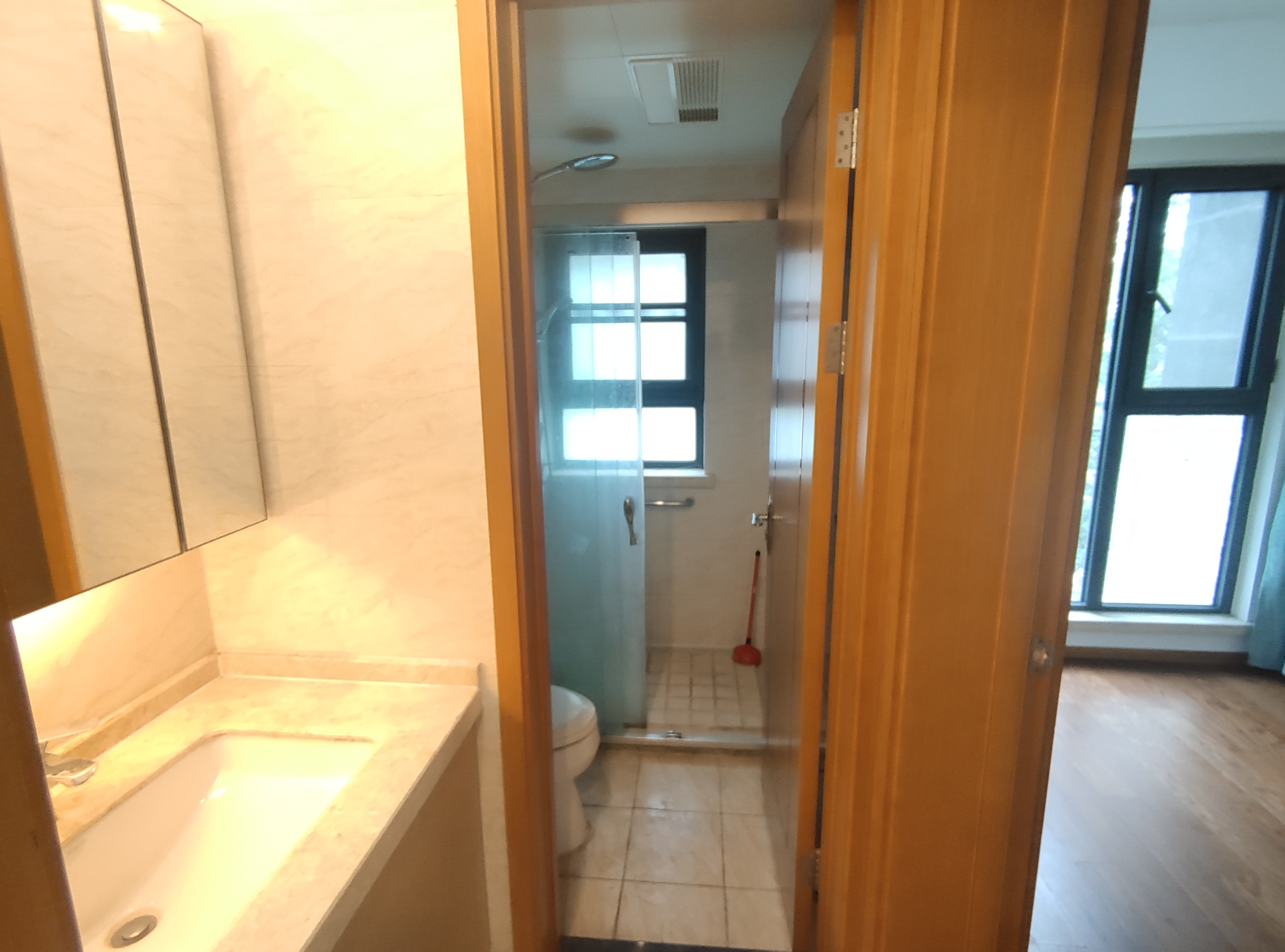 中南漫悦湾 4室2厅2卫 122m&sup2;