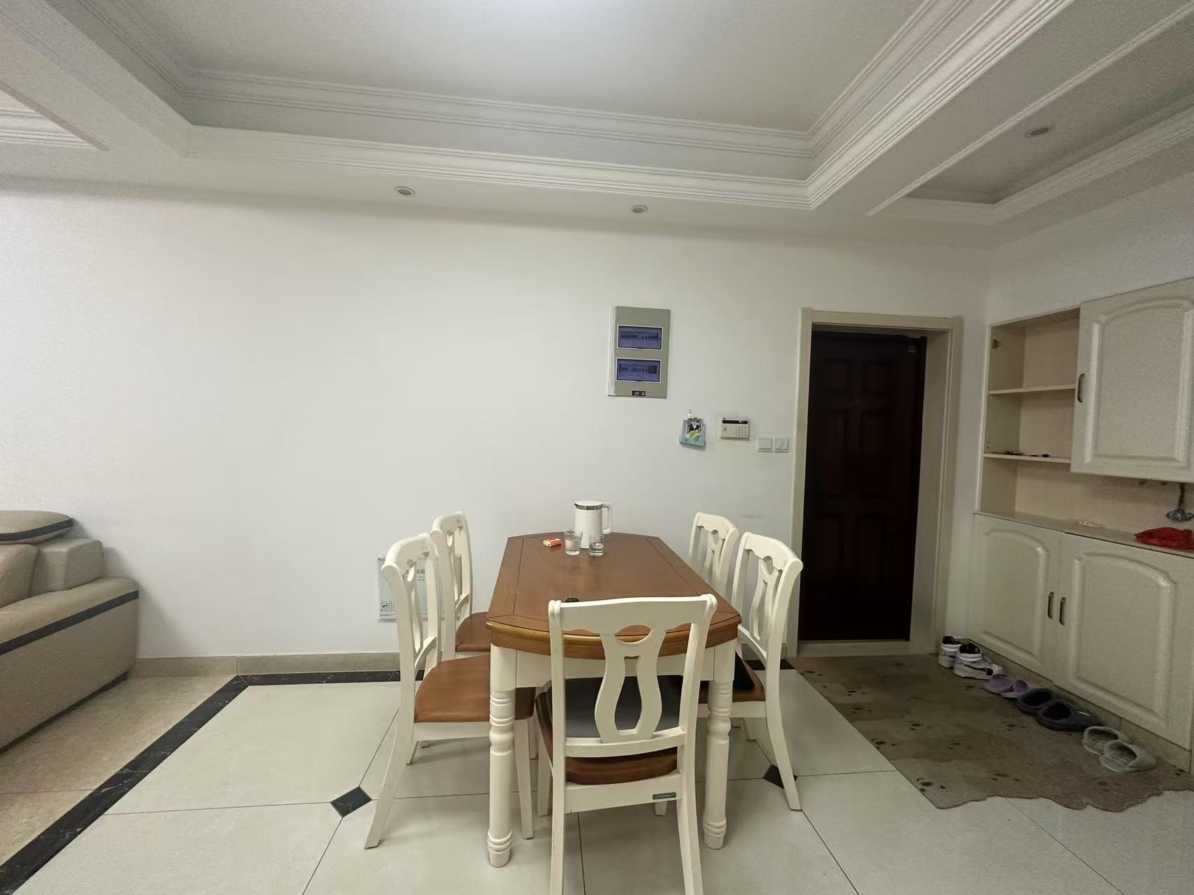 万濠星城 3室2厅1卫 116.00m²