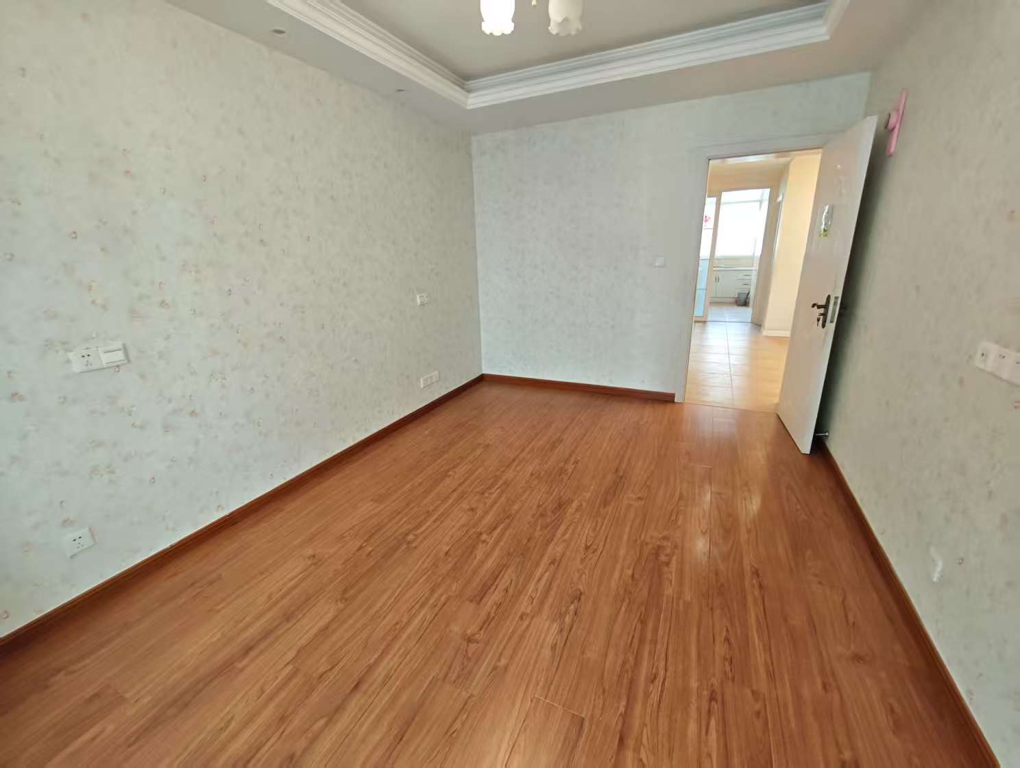 城山花园 2室1厅1卫 78.00m&sup2;