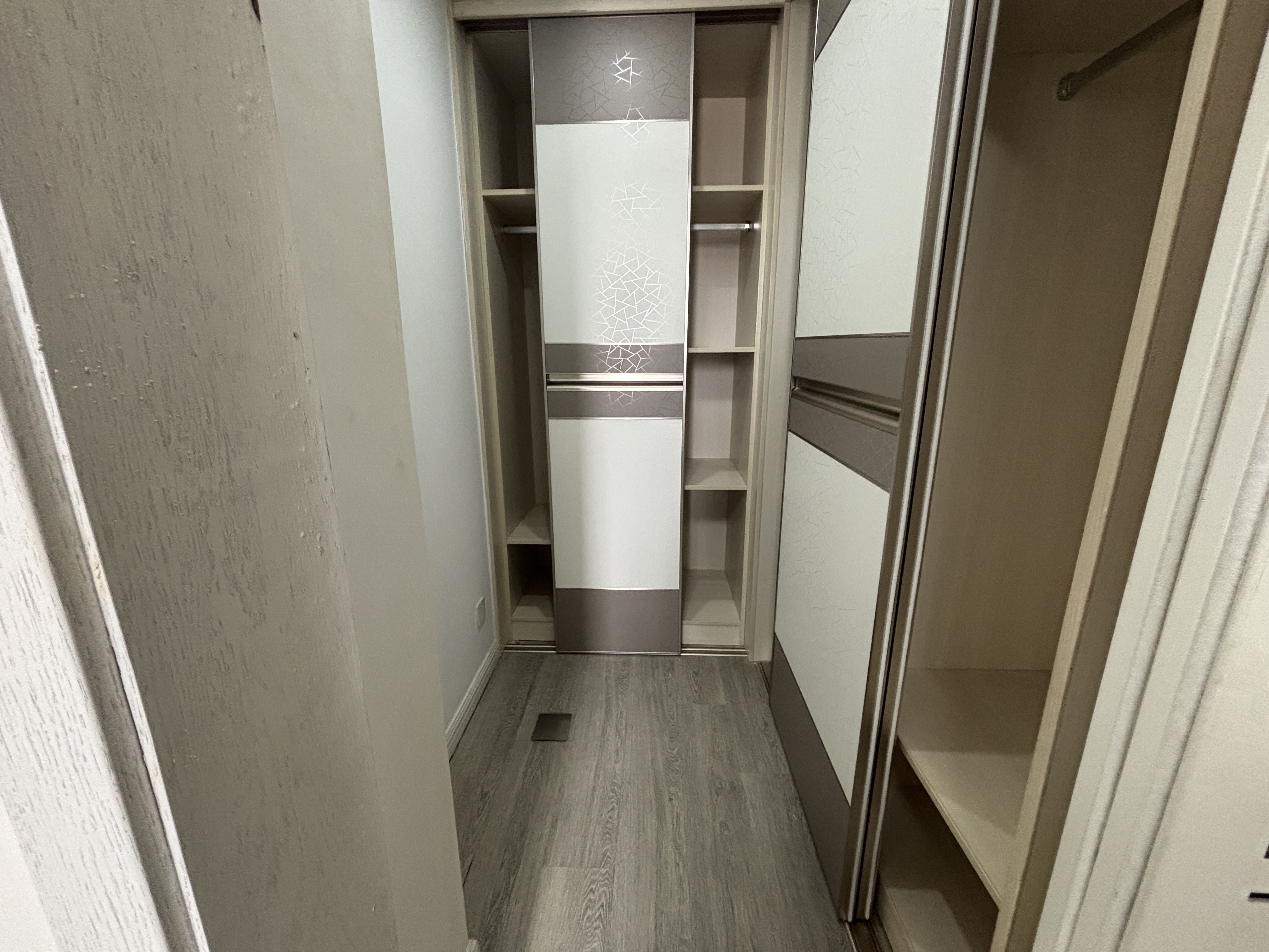 尚海湾 3室2厅1卫 145m&sup2;