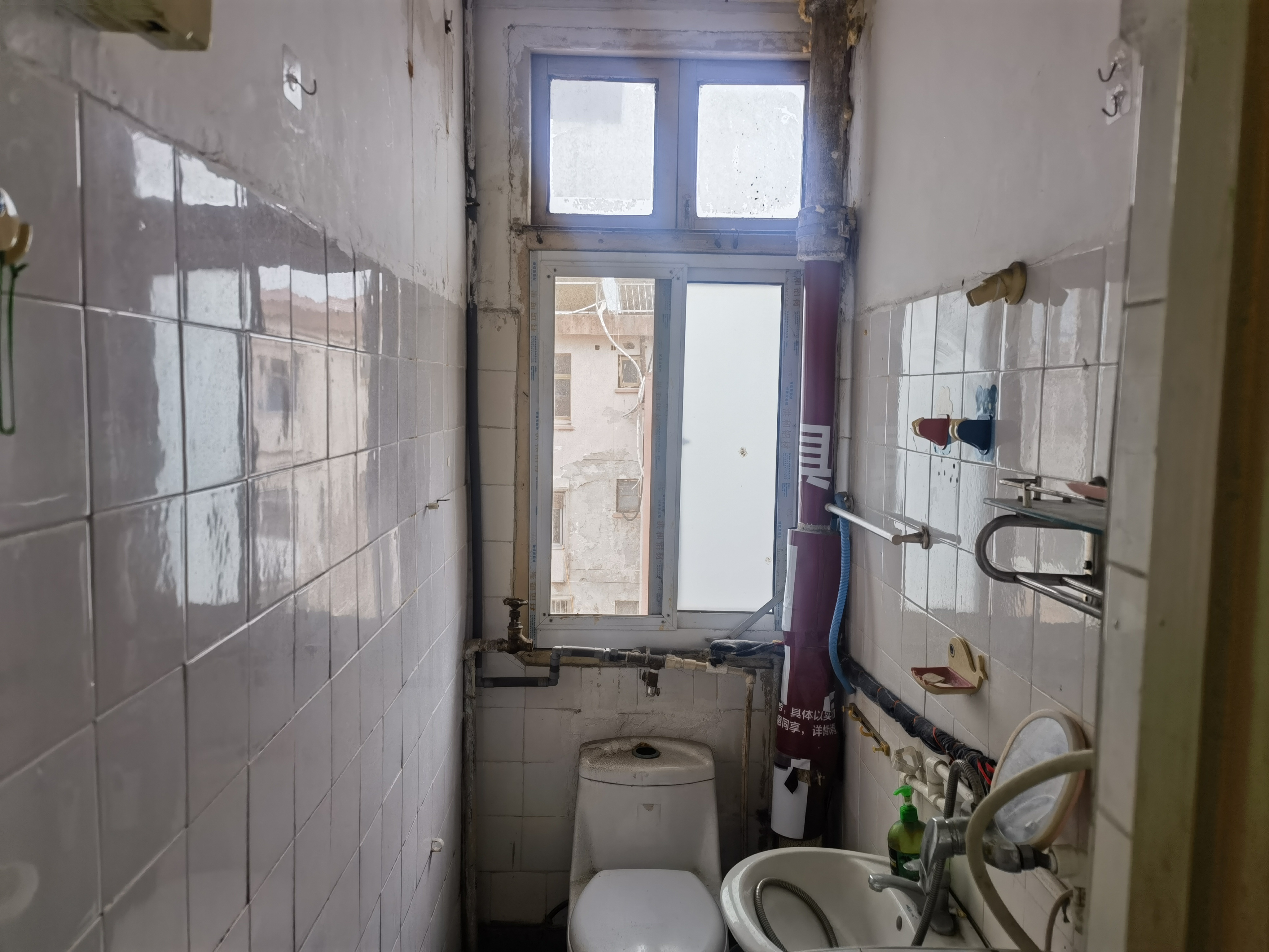 青年路新村 2室1厅1卫 65m&sup2;
