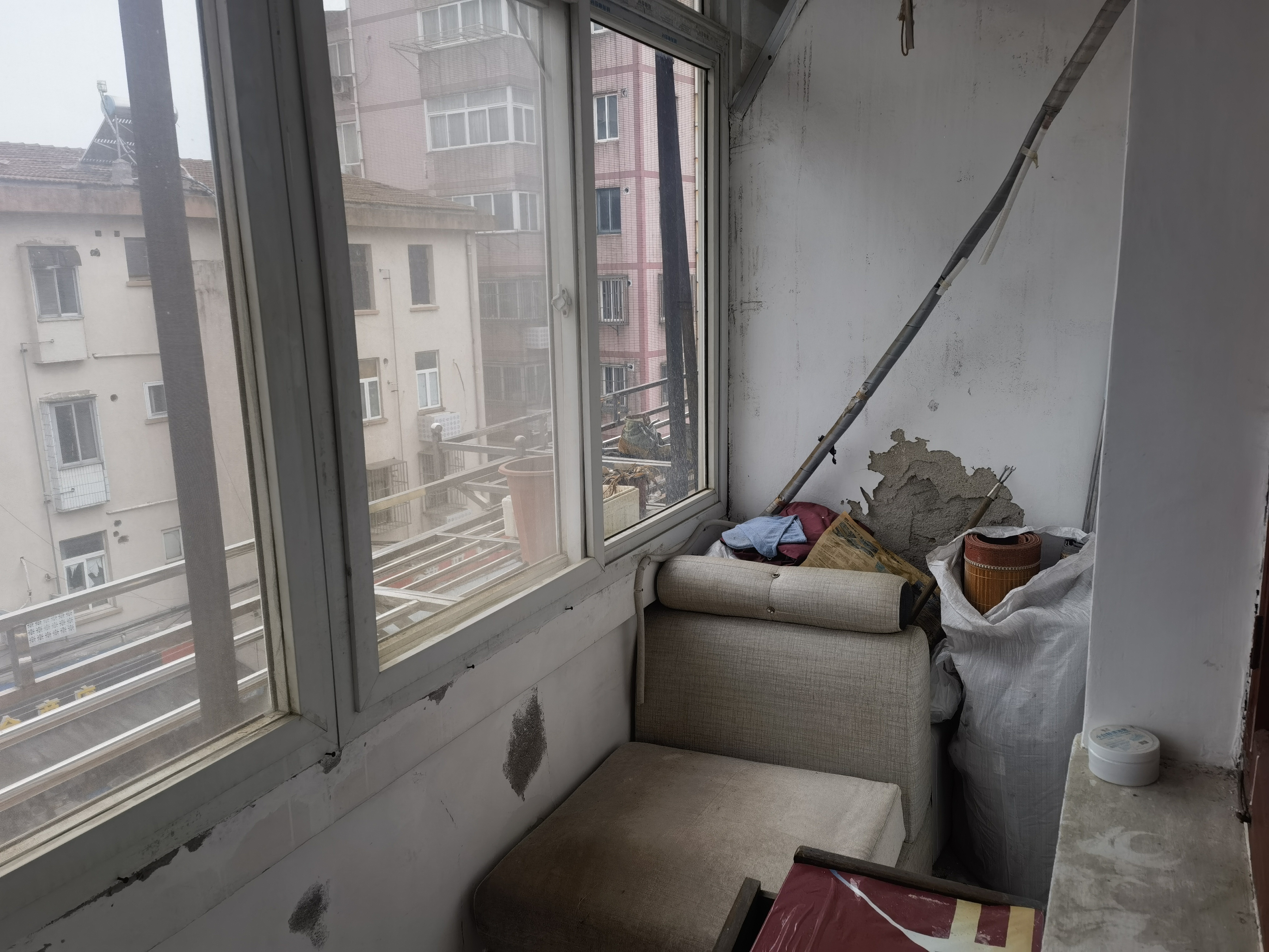 青年路新村 2室1厅1卫 65m&sup2;