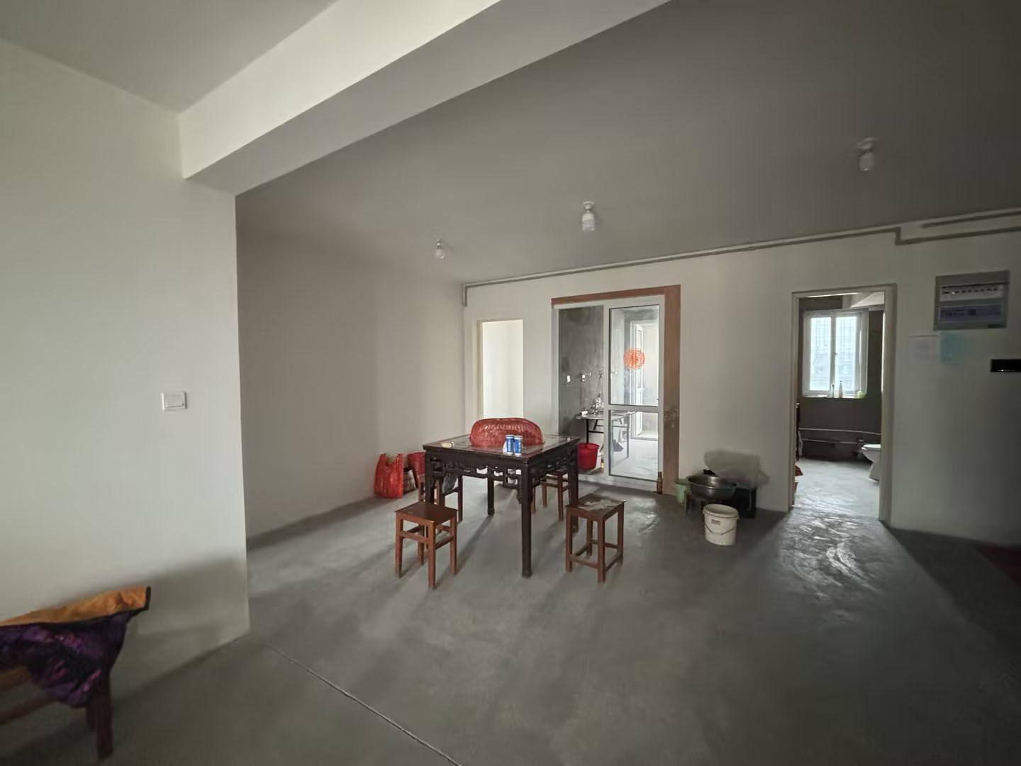 和润花苑 3室2厅1卫 150m&sup2;