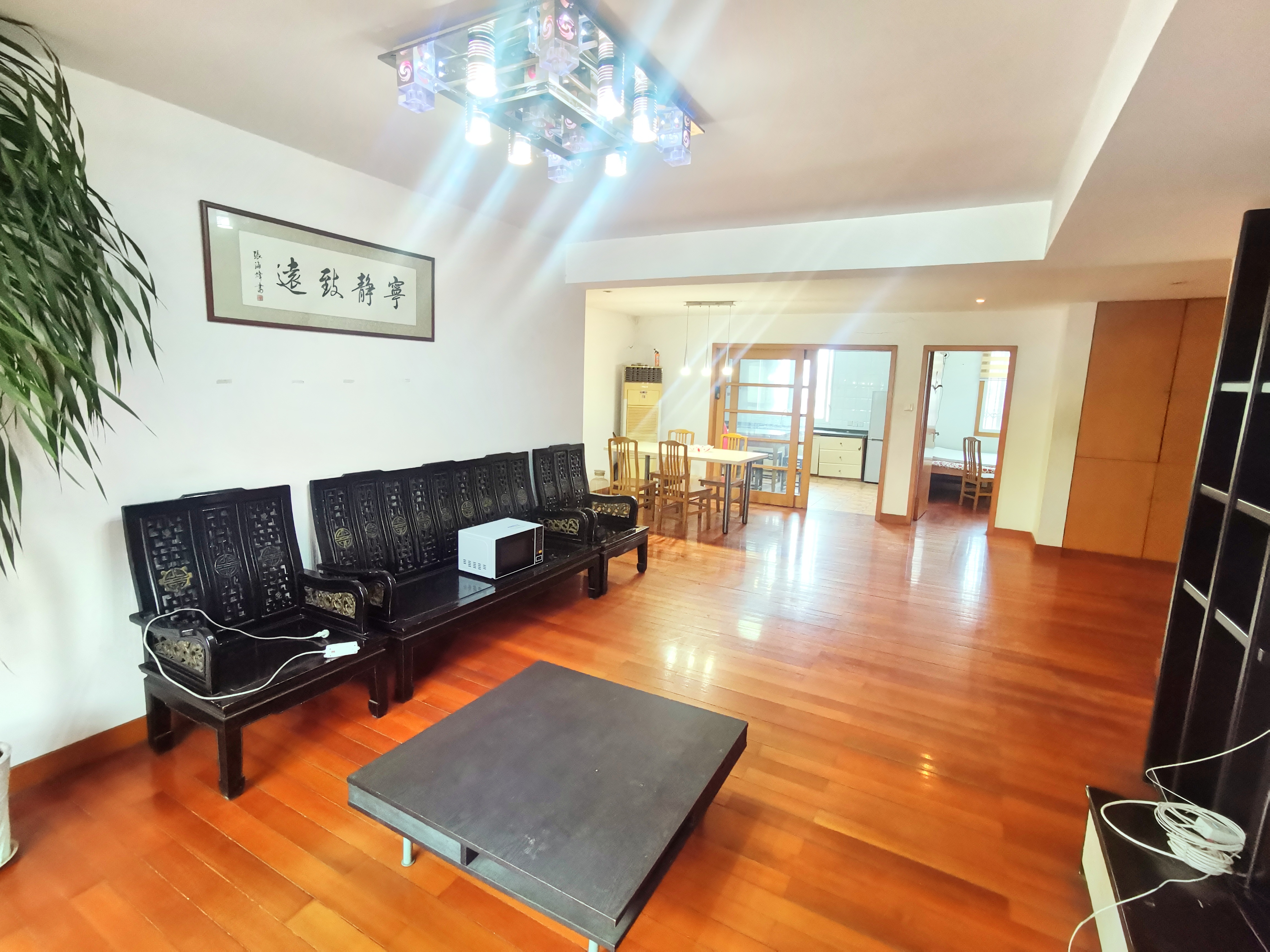 光明南村 3室2厅1卫 127.64m&sup2;