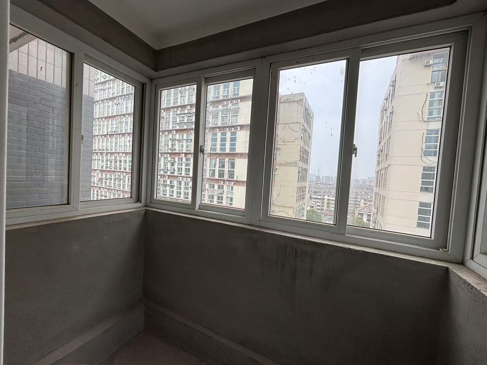 永和花苑 3室2厅1卫 202.68m&sup2;