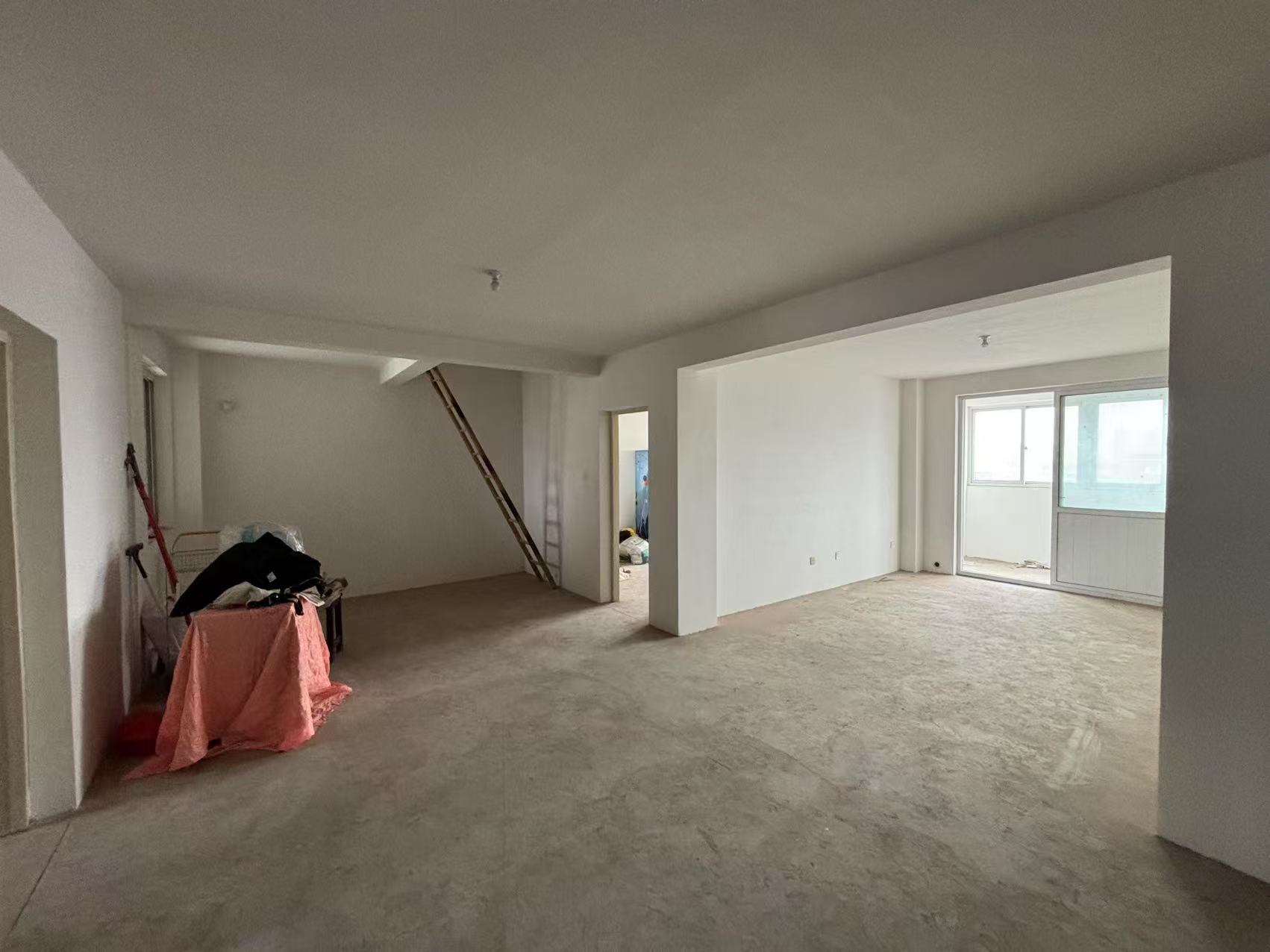永和花苑 3室2厅1卫 202.68m²