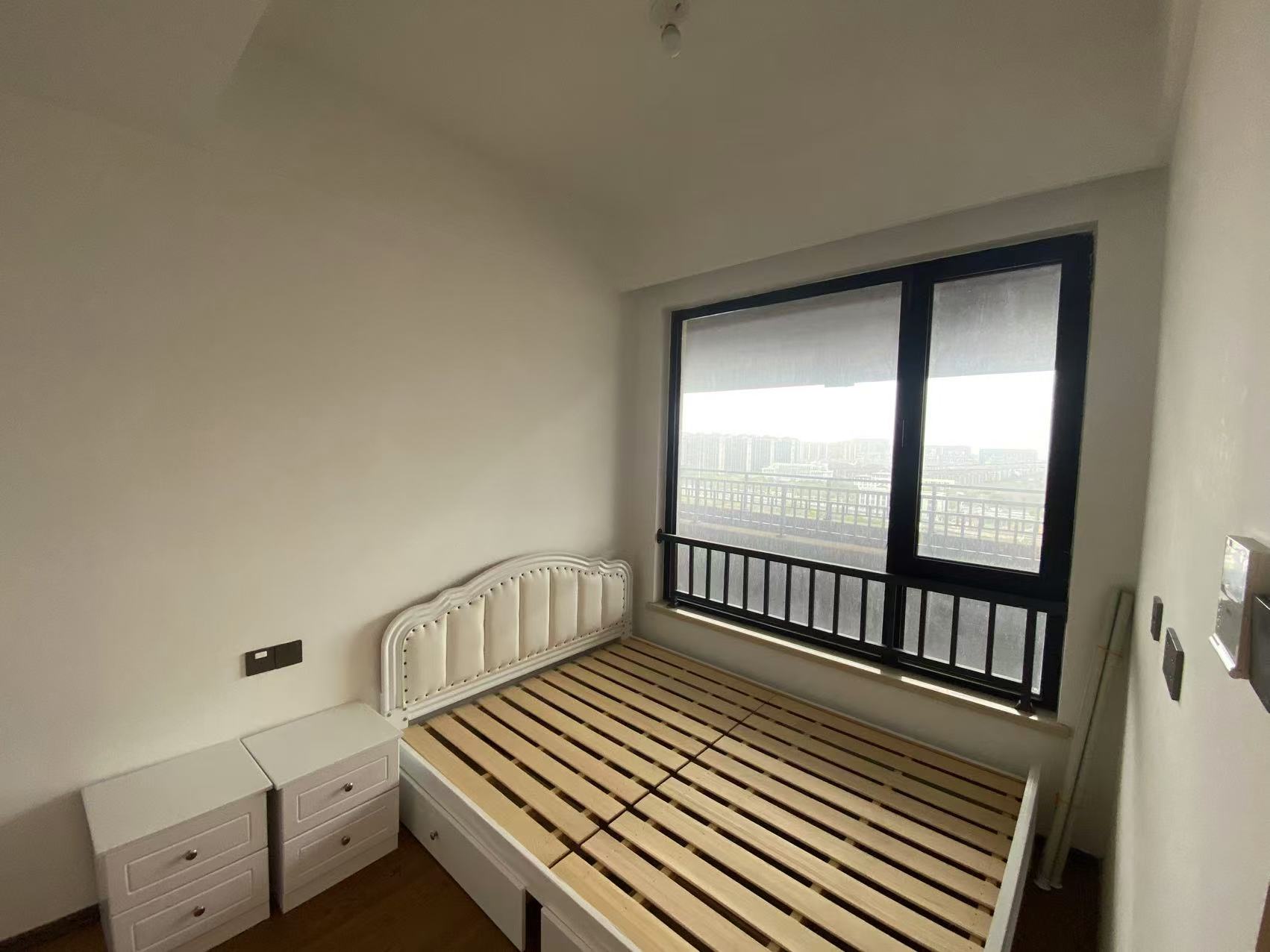 春风南岸东园 3室2厅1卫 96m&sup2;