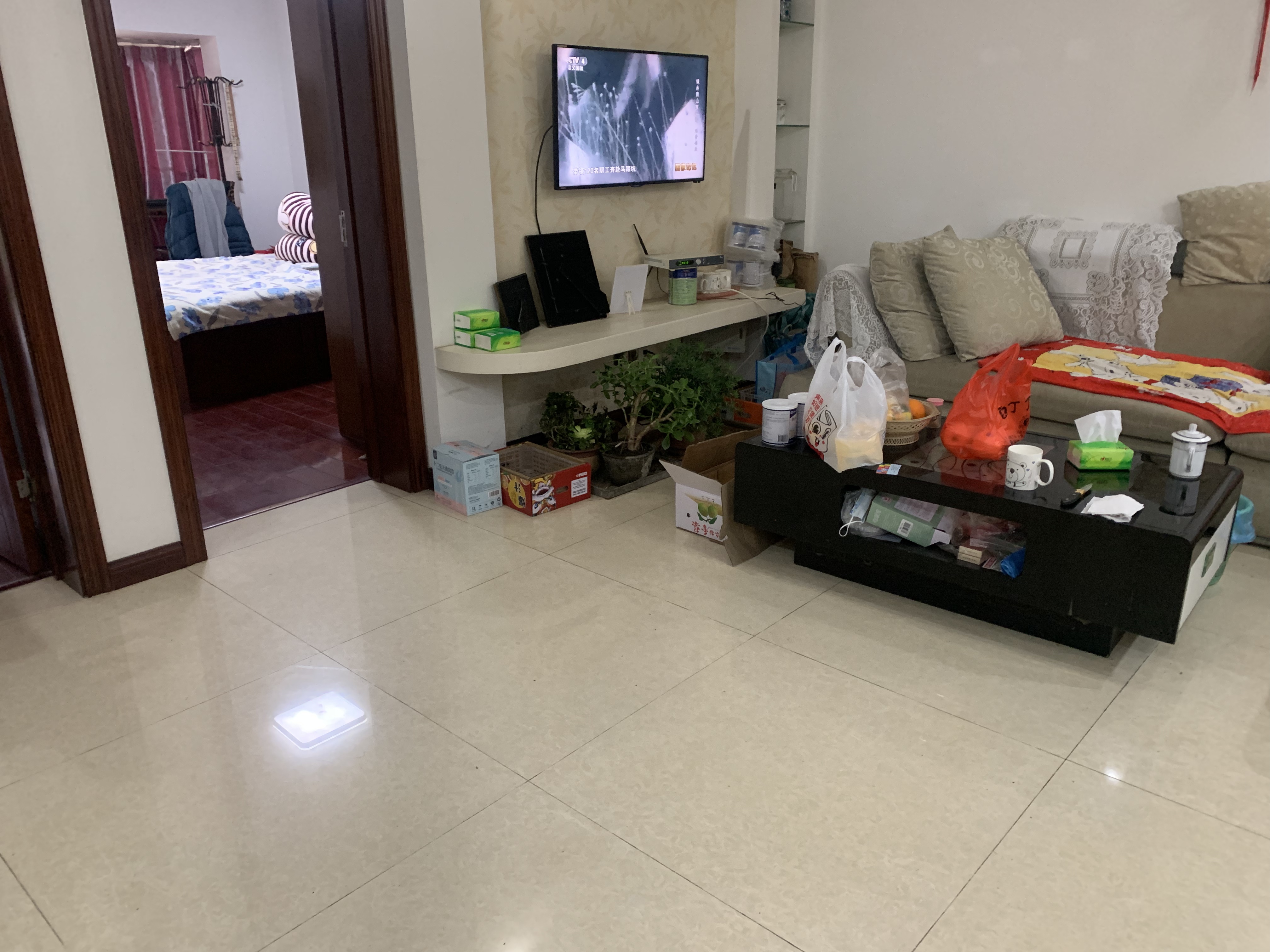 天虹花园 2室1厅1卫 94m²