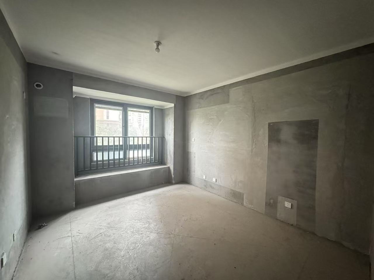 保利香槟国际 3室1厅2卫 122.33m&sup2;