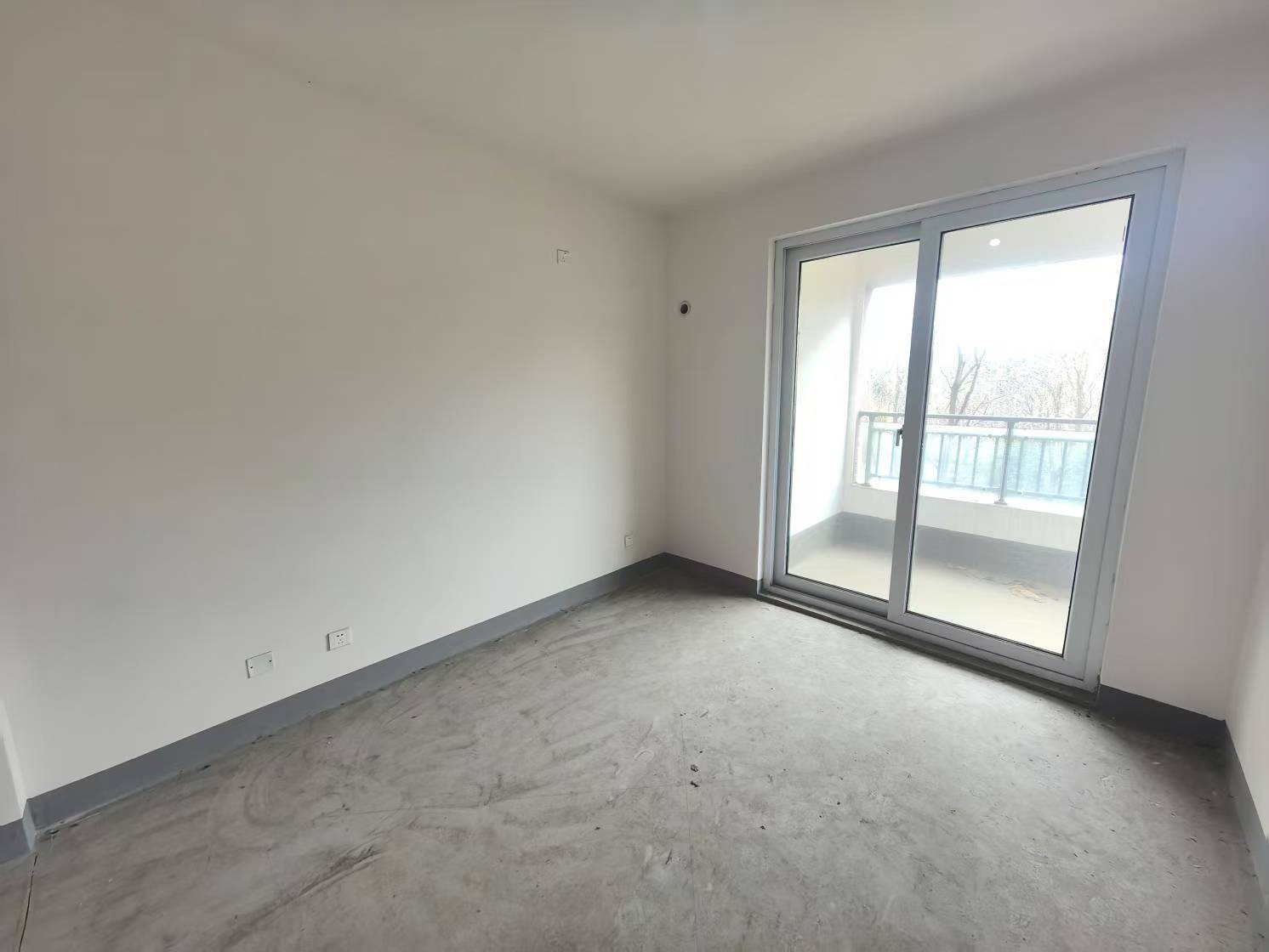新城香溢紫郡 4室1厅2卫 122.92m&sup2;