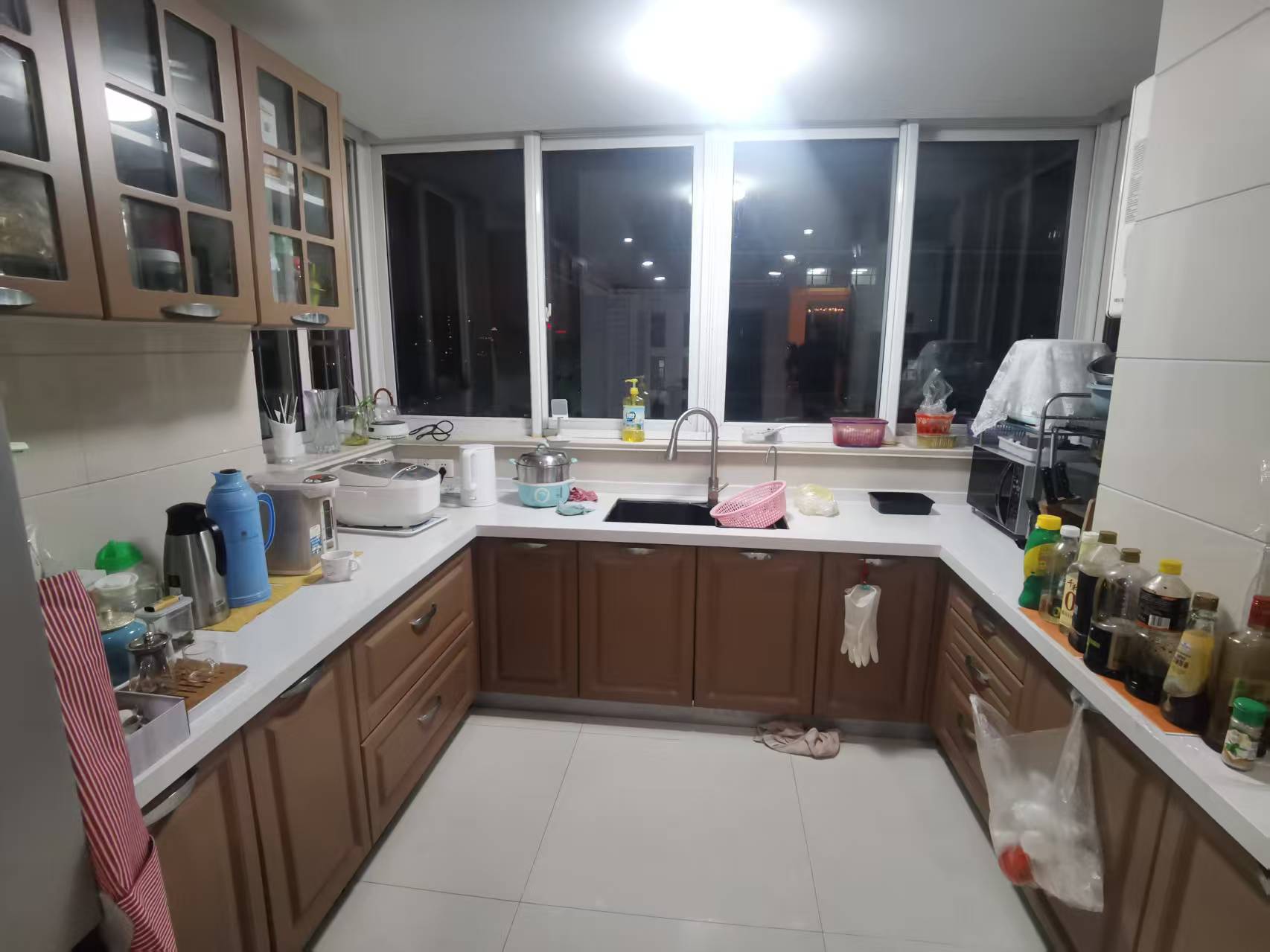 春晖花园 4室2厅2卫 140m&sup2;