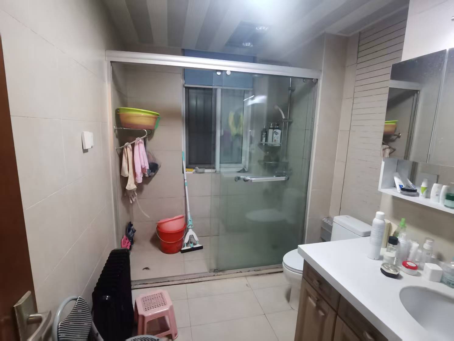 春晖花园 4室2厅2卫 140m&sup2;