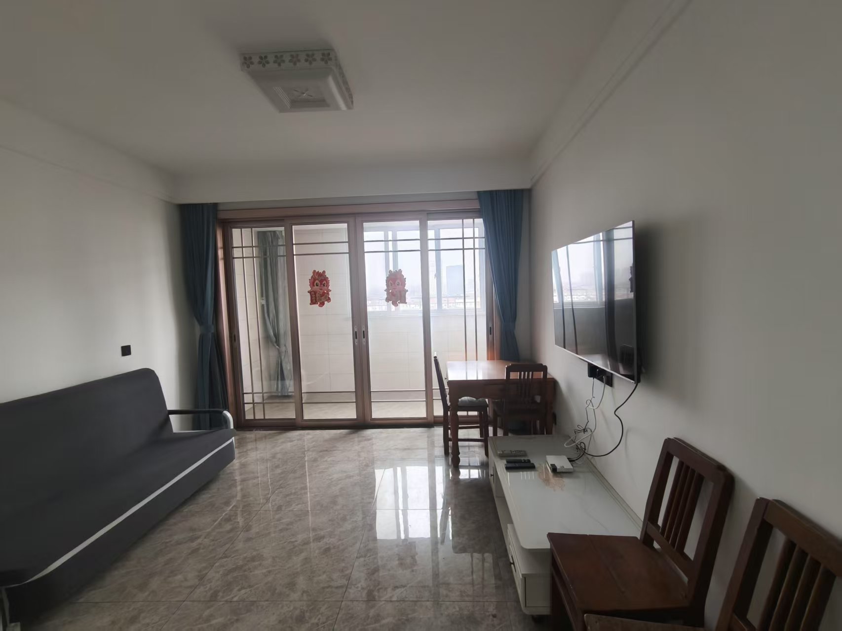 金韵华庭 3室2厅2卫 133m²