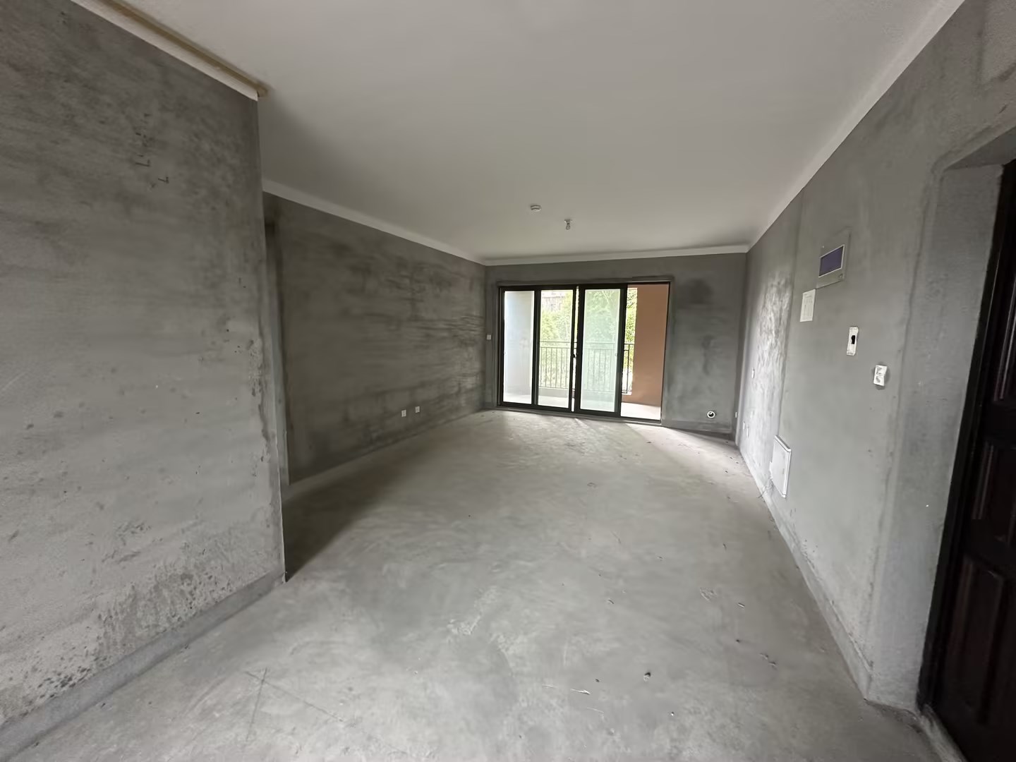 华强城 4室2厅2卫 146m²