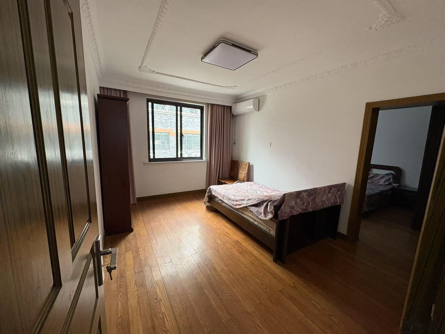 富贵园 3室1厅1卫 81.74m&sup2;