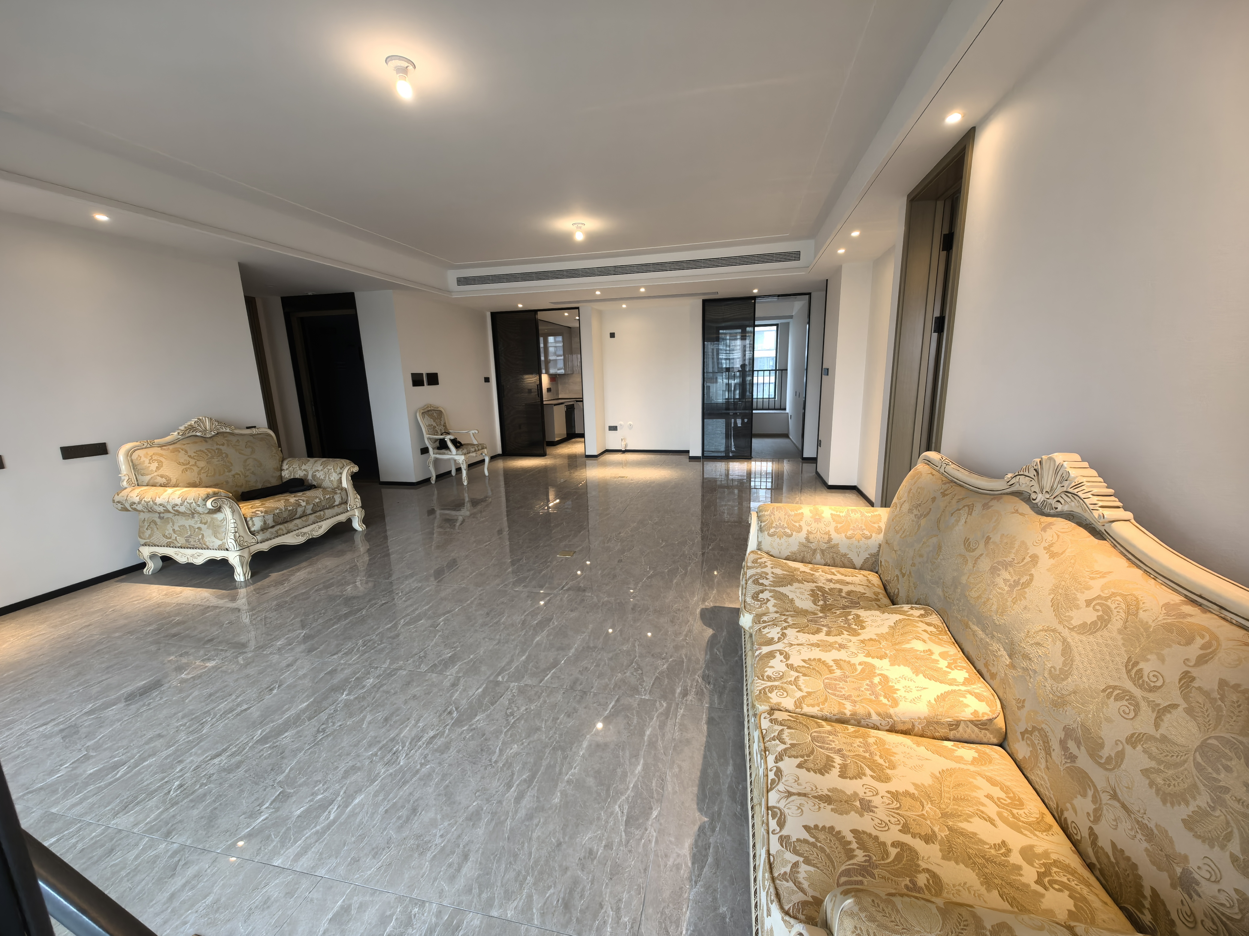 万科方圆 4室2厅2卫 160m&sup2;