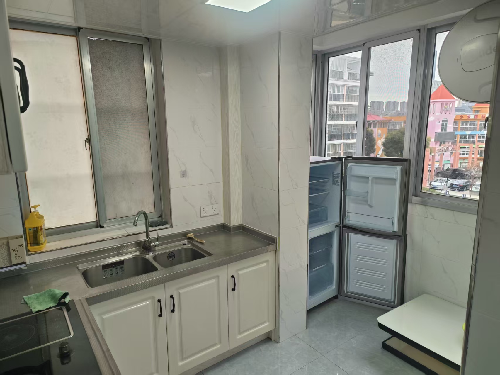 怡园新村 2室1厅1卫 72.97m&sup2;
