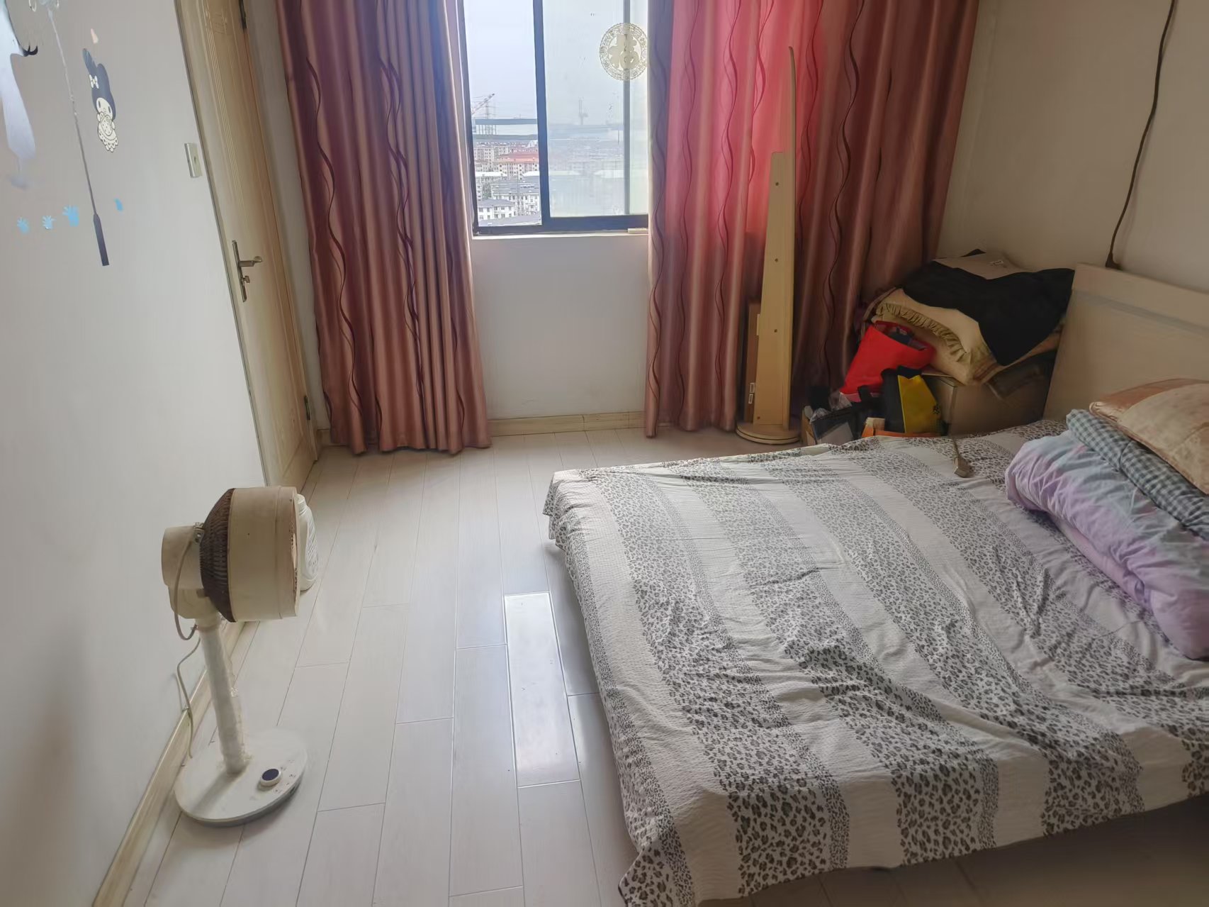 华能大厦 2室1厅1卫 67.64m&sup2;