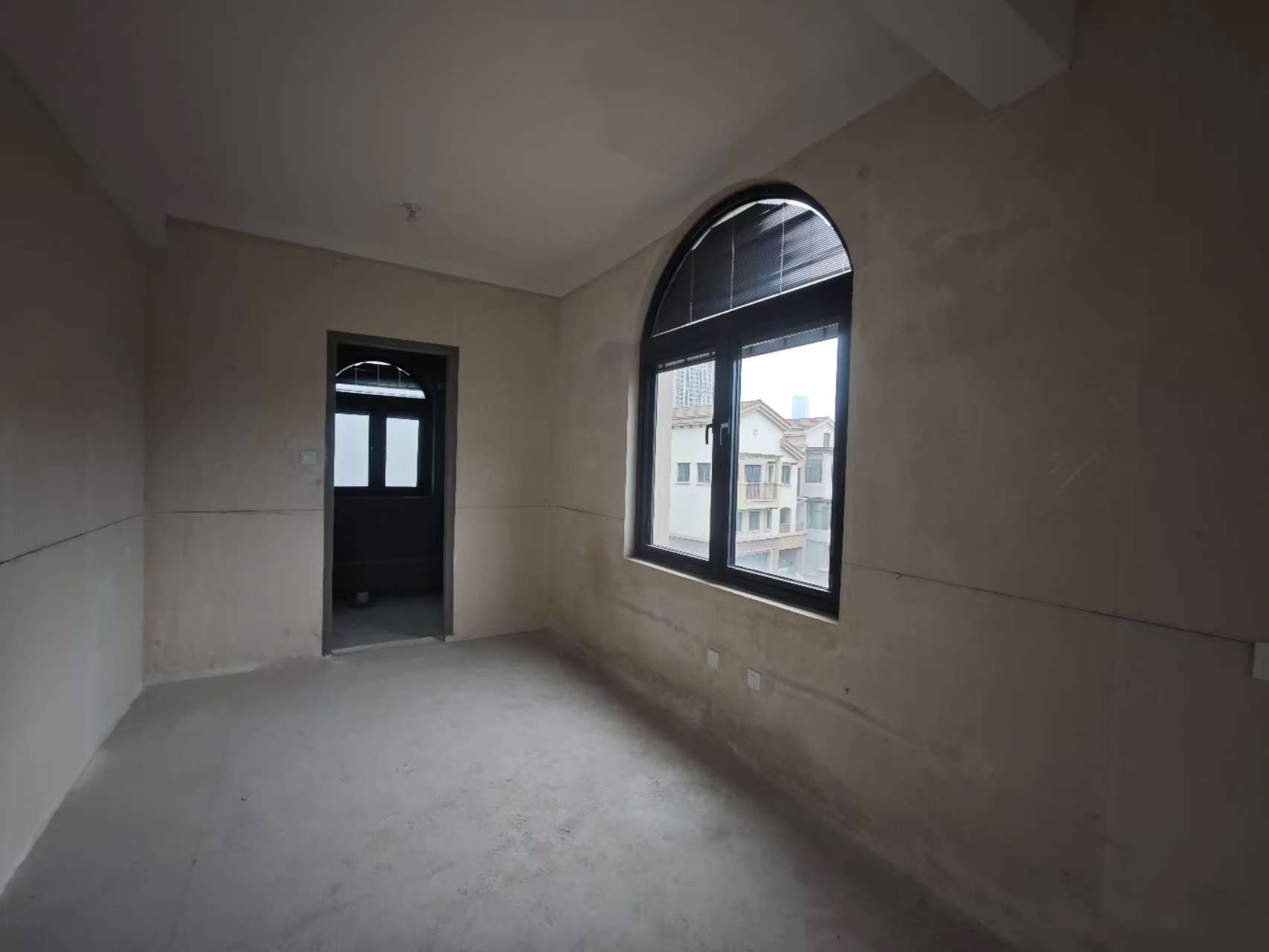 万科有湖(翡翠心湖) 3室2厅2卫 153.00m&sup2;
