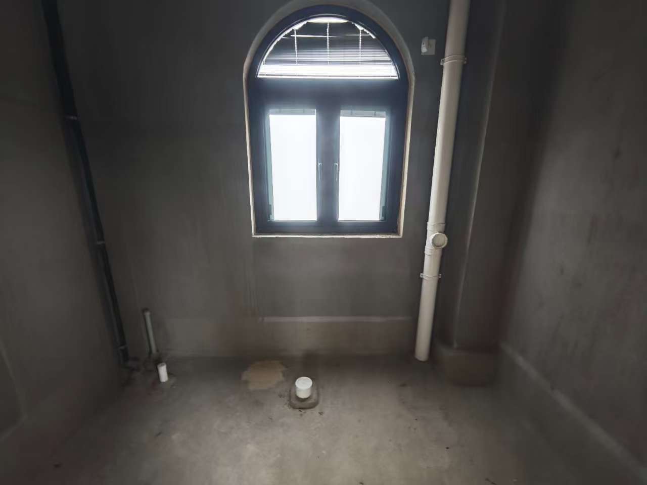 万科有湖(翡翠心湖) 3室2厅2卫 153.00m&sup2;