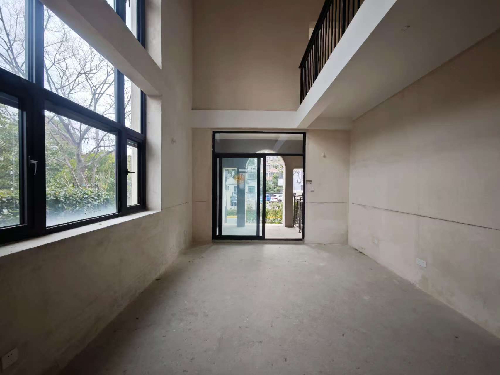 万科有湖(翡翠心湖) 3室2厅2卫 153.00m&sup2;