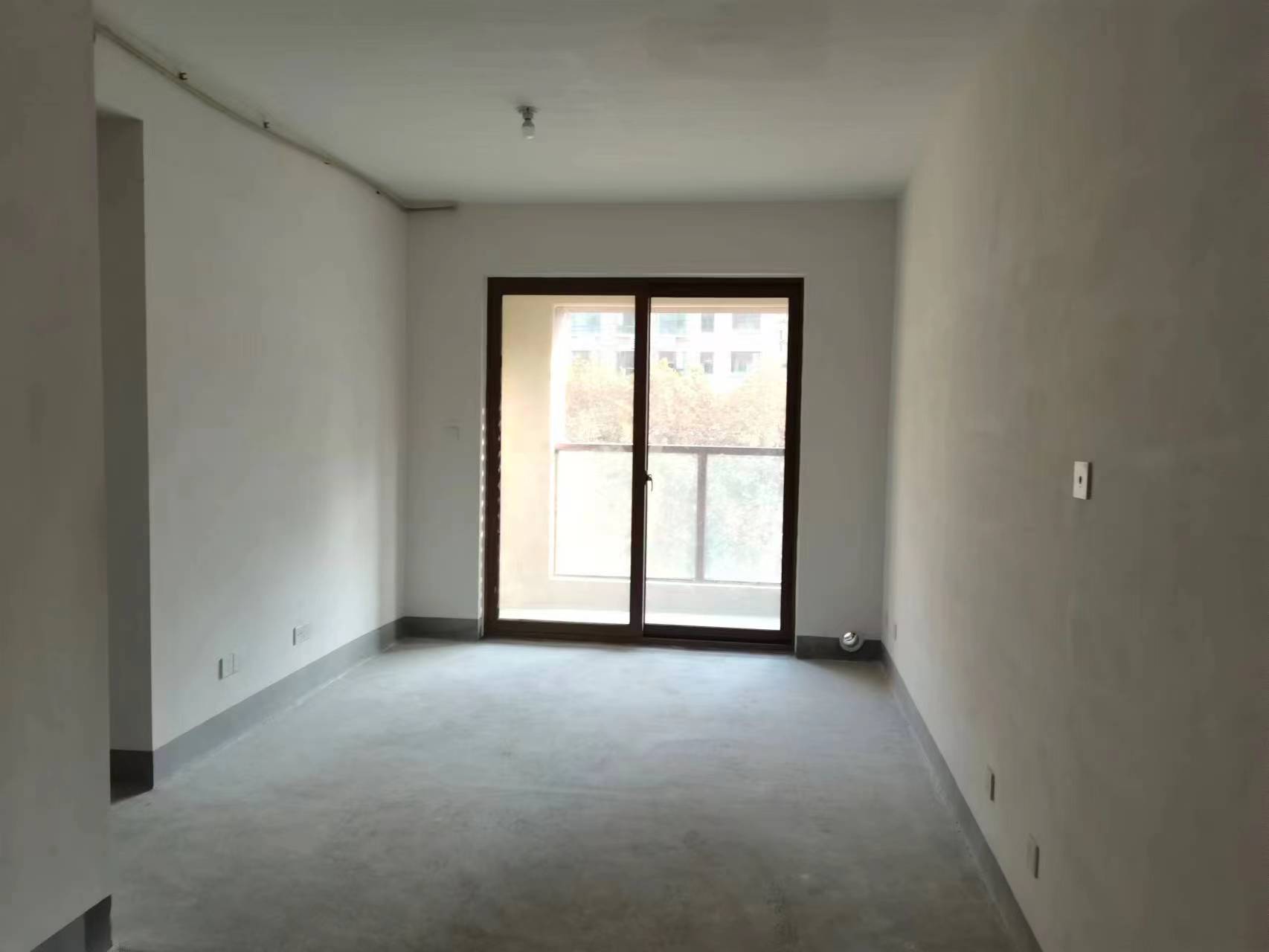 阳光悦城 2室2厅1卫 77m²