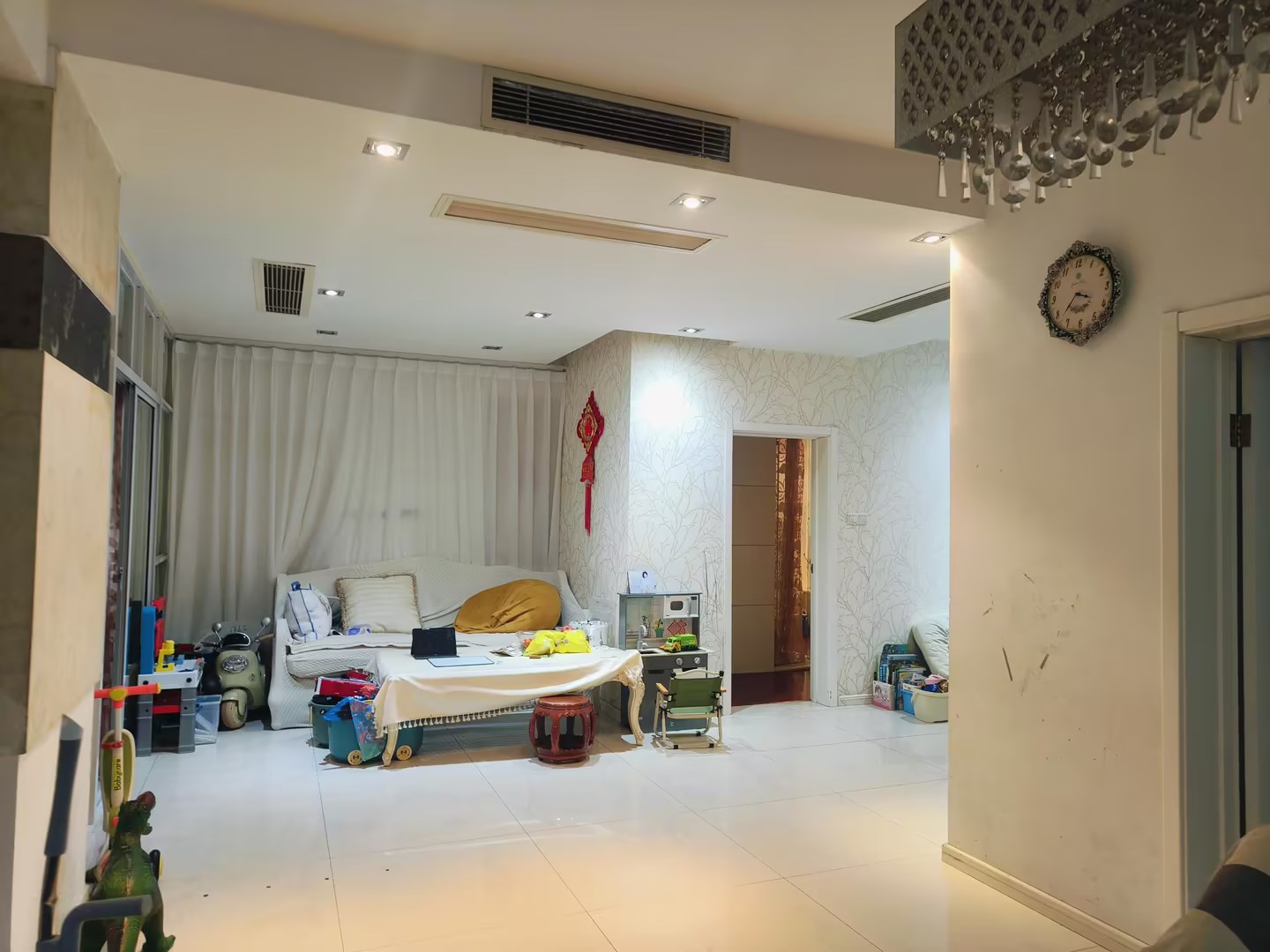 银花苑 3室2厅2卫 146.04m²