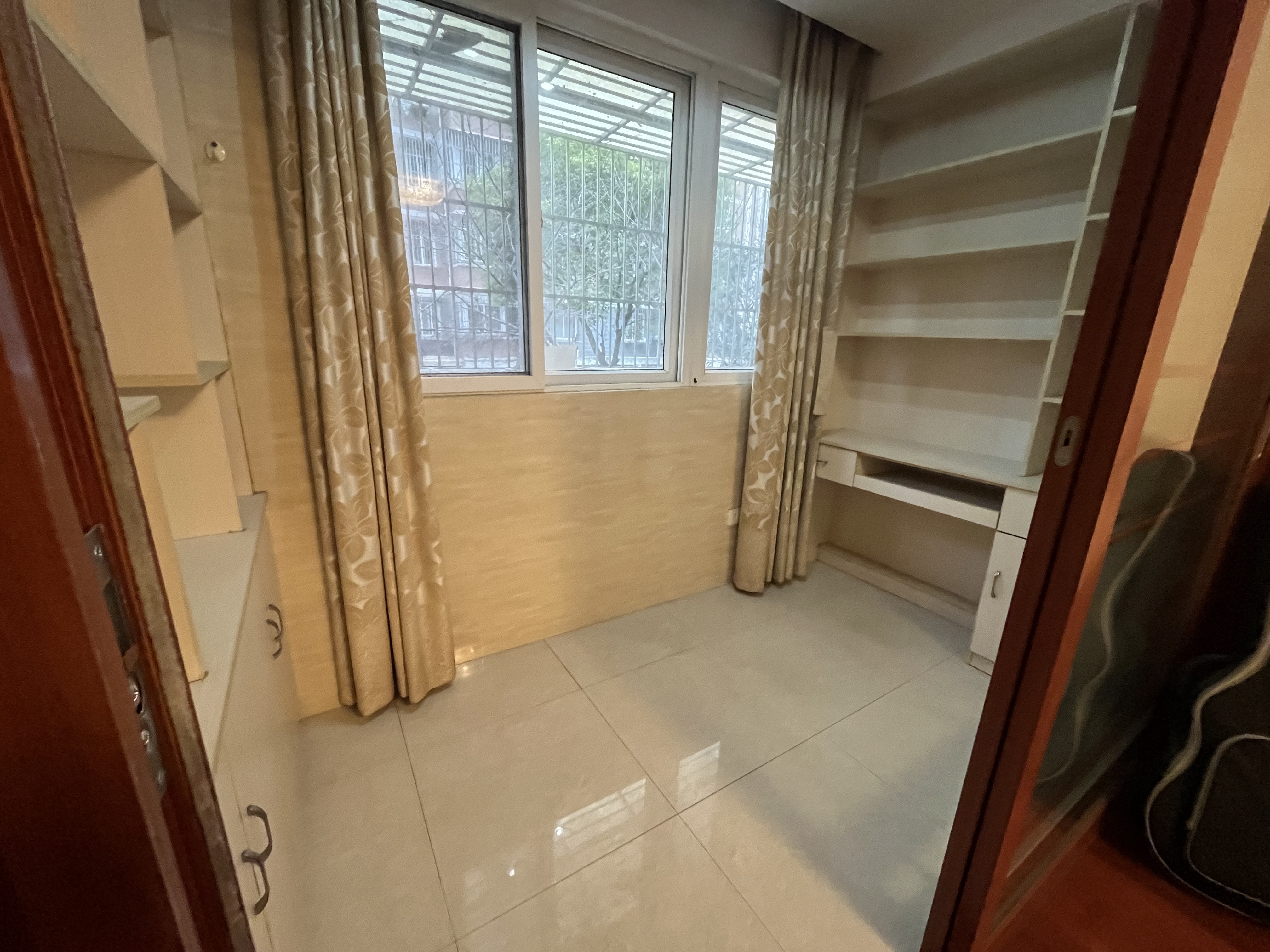 五山新苑 4室2厅1卫 130.08m&sup2;
