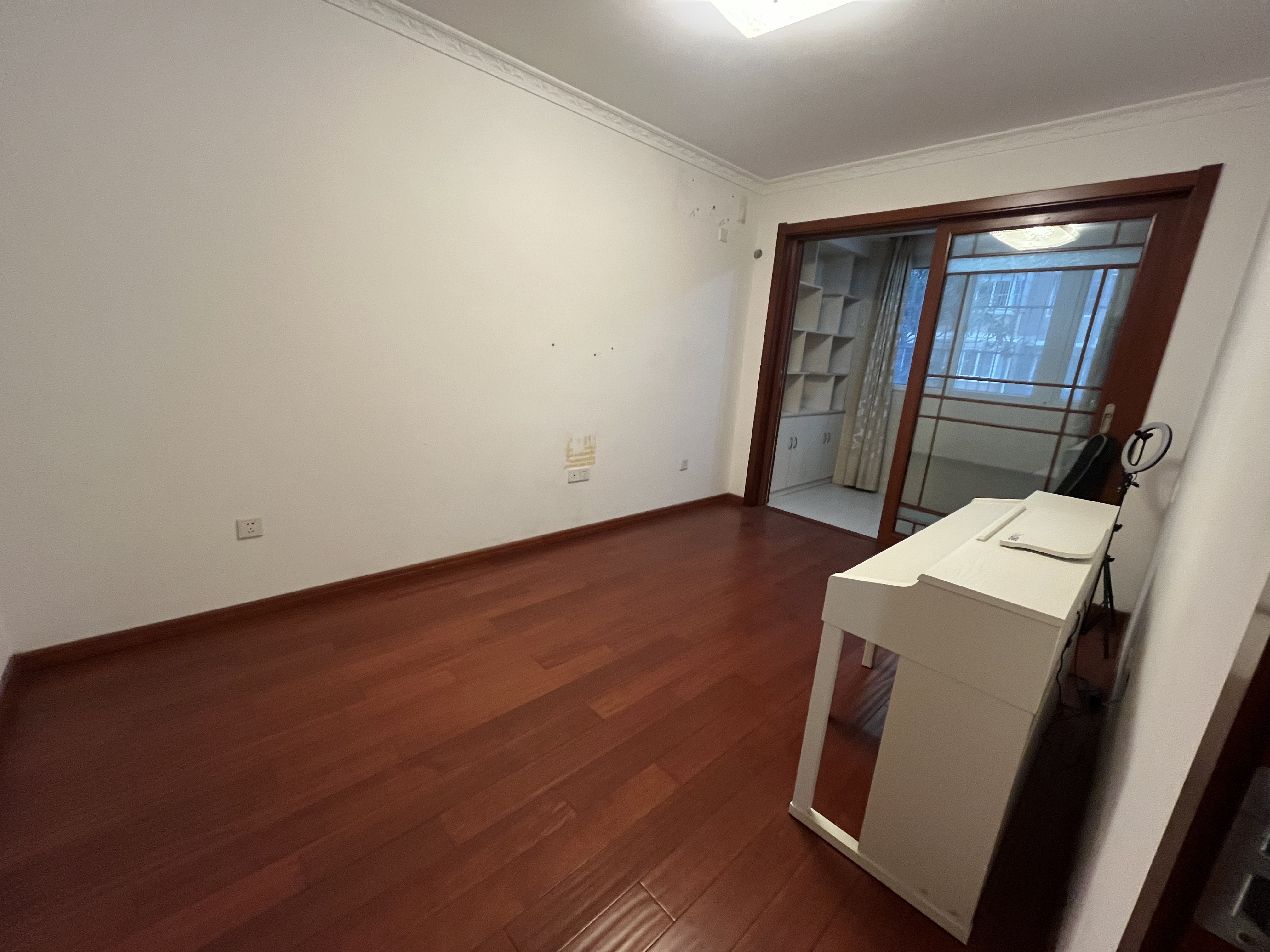 五山新苑 4室2厅1卫 130.08m&sup2;