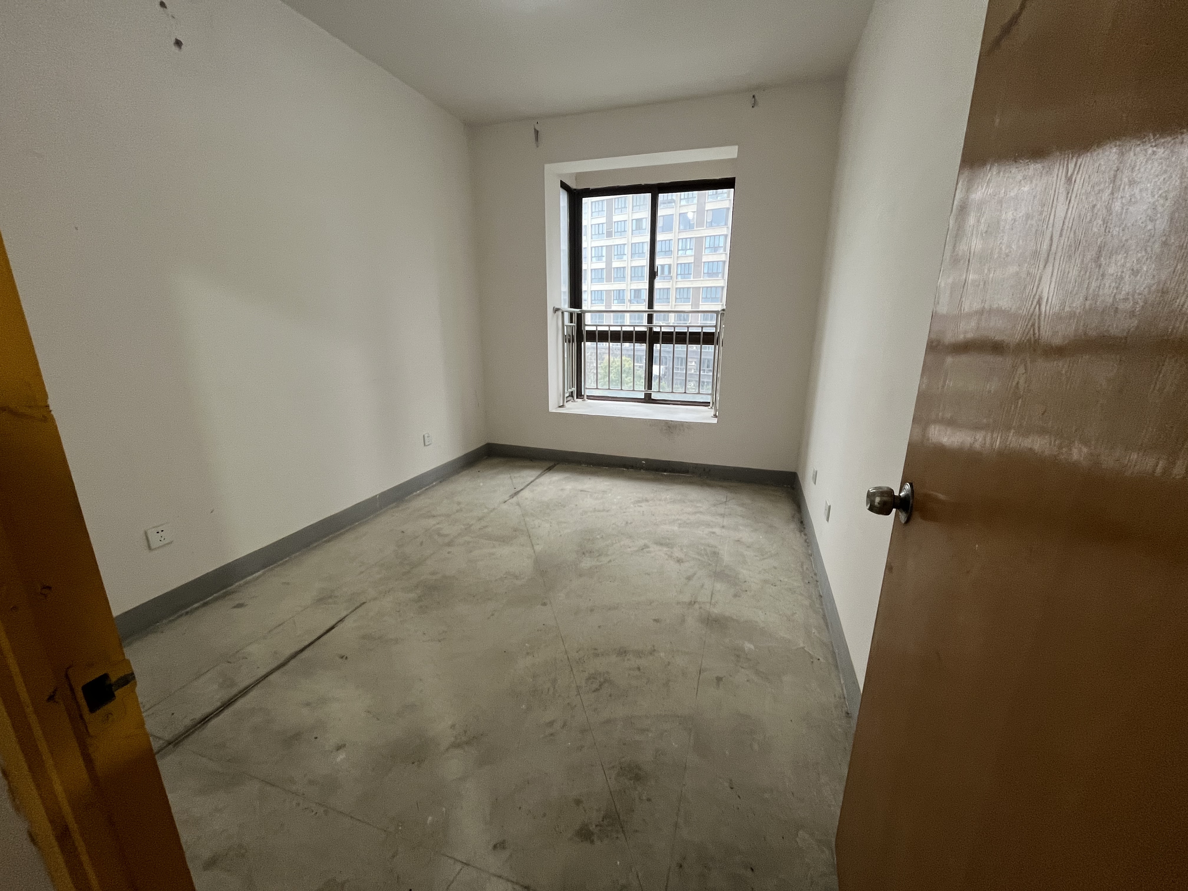 山景水岸 3室1厅1卫 102.72m&sup2;