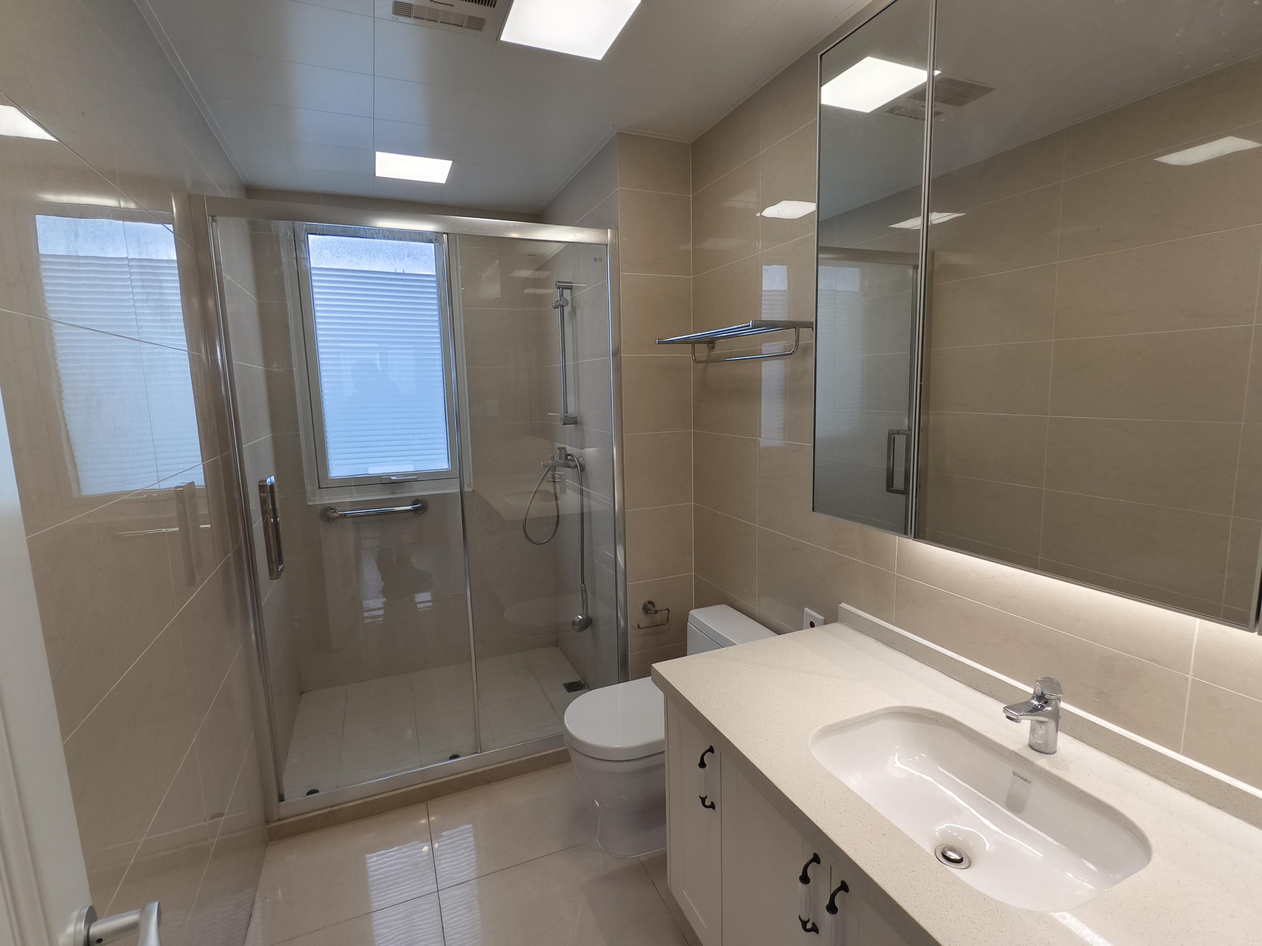融创盛和九里桃源 4室2厅2卫 143m²