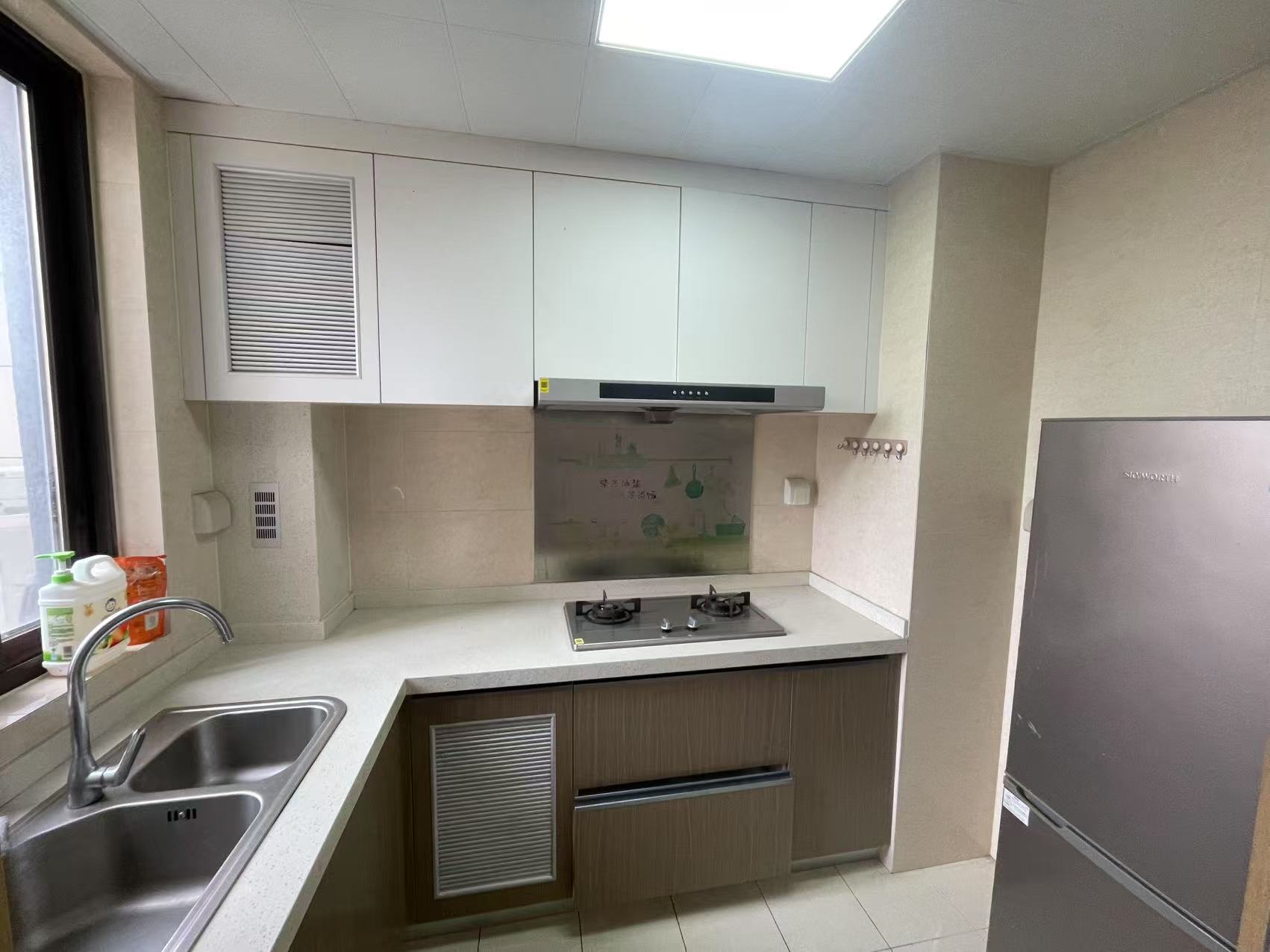 时光漫城 4室2厅2卫 124.91m&sup2;