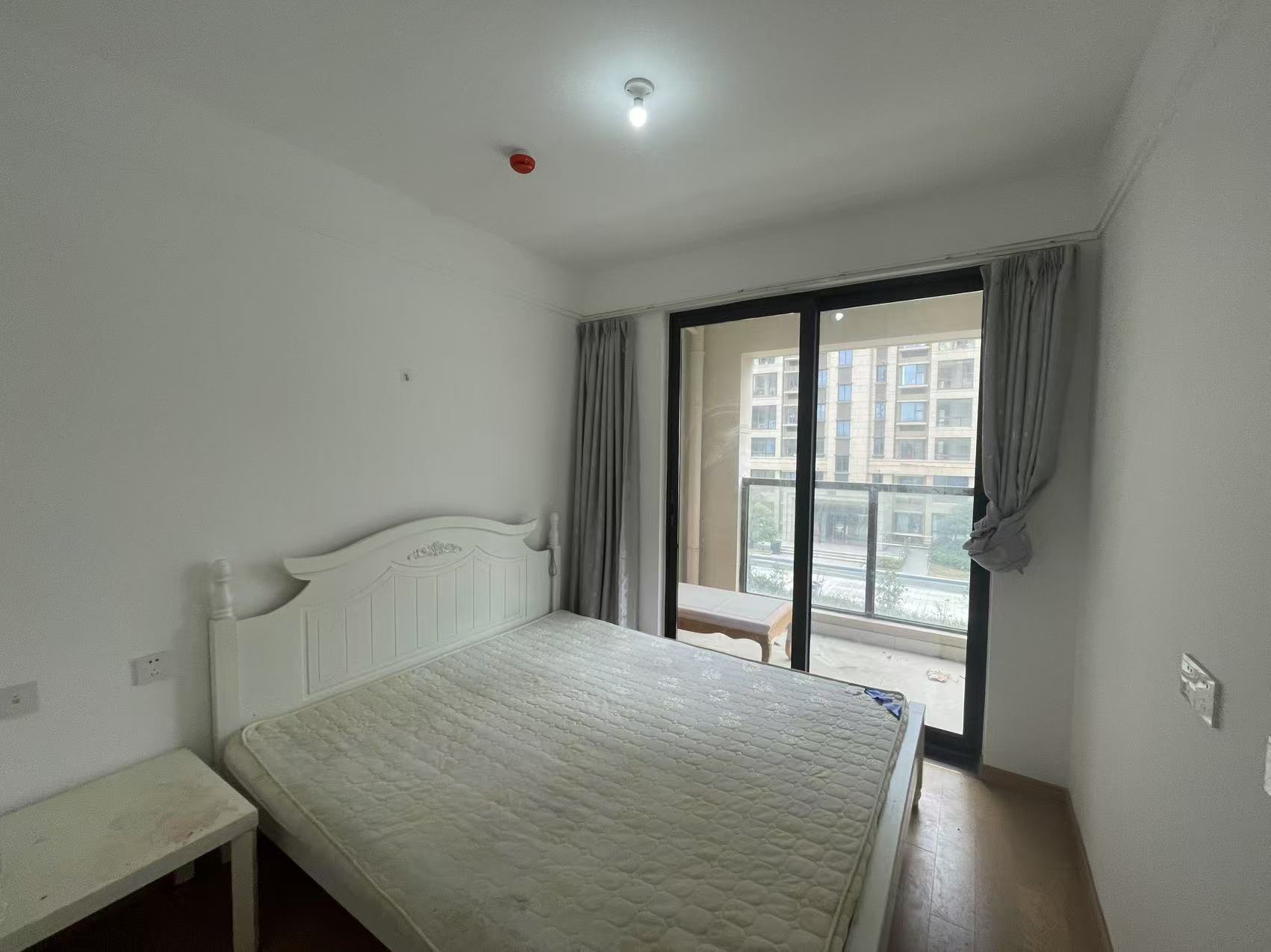 时光漫城 4室2厅2卫 124.91m&sup2;
