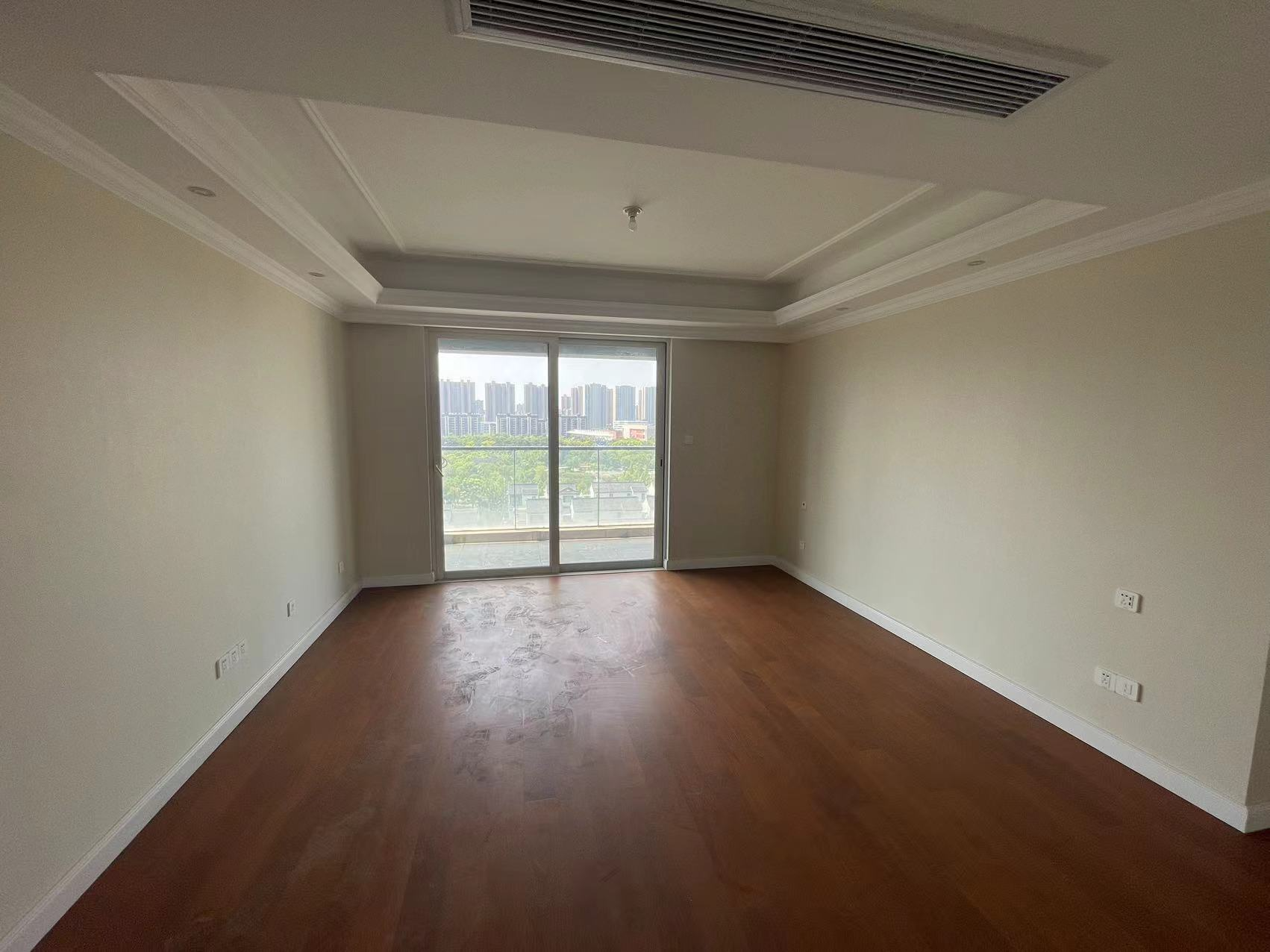 融创盛和九里桃源 4室2厅2卫 143.45m²