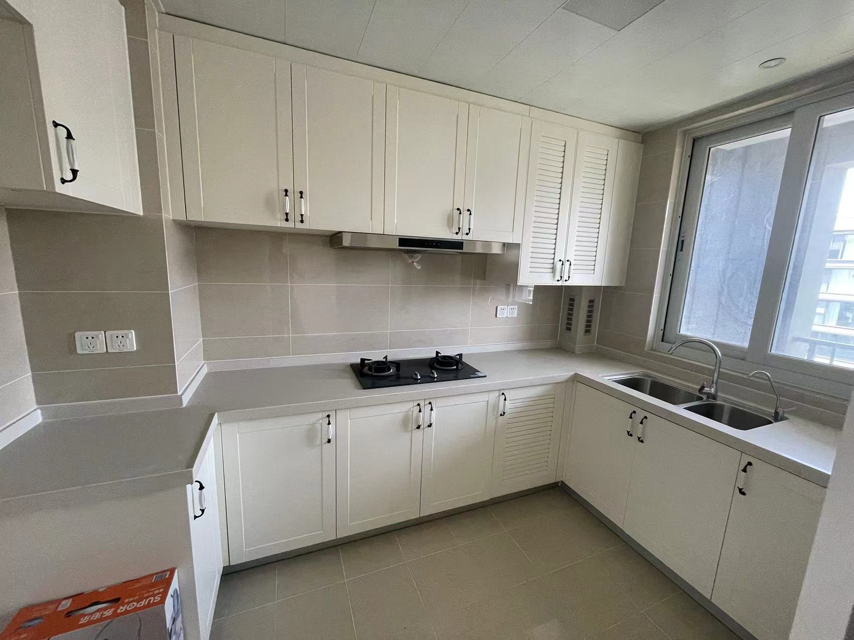 融创盛和九里桃源 4室2厅2卫 143.45m²