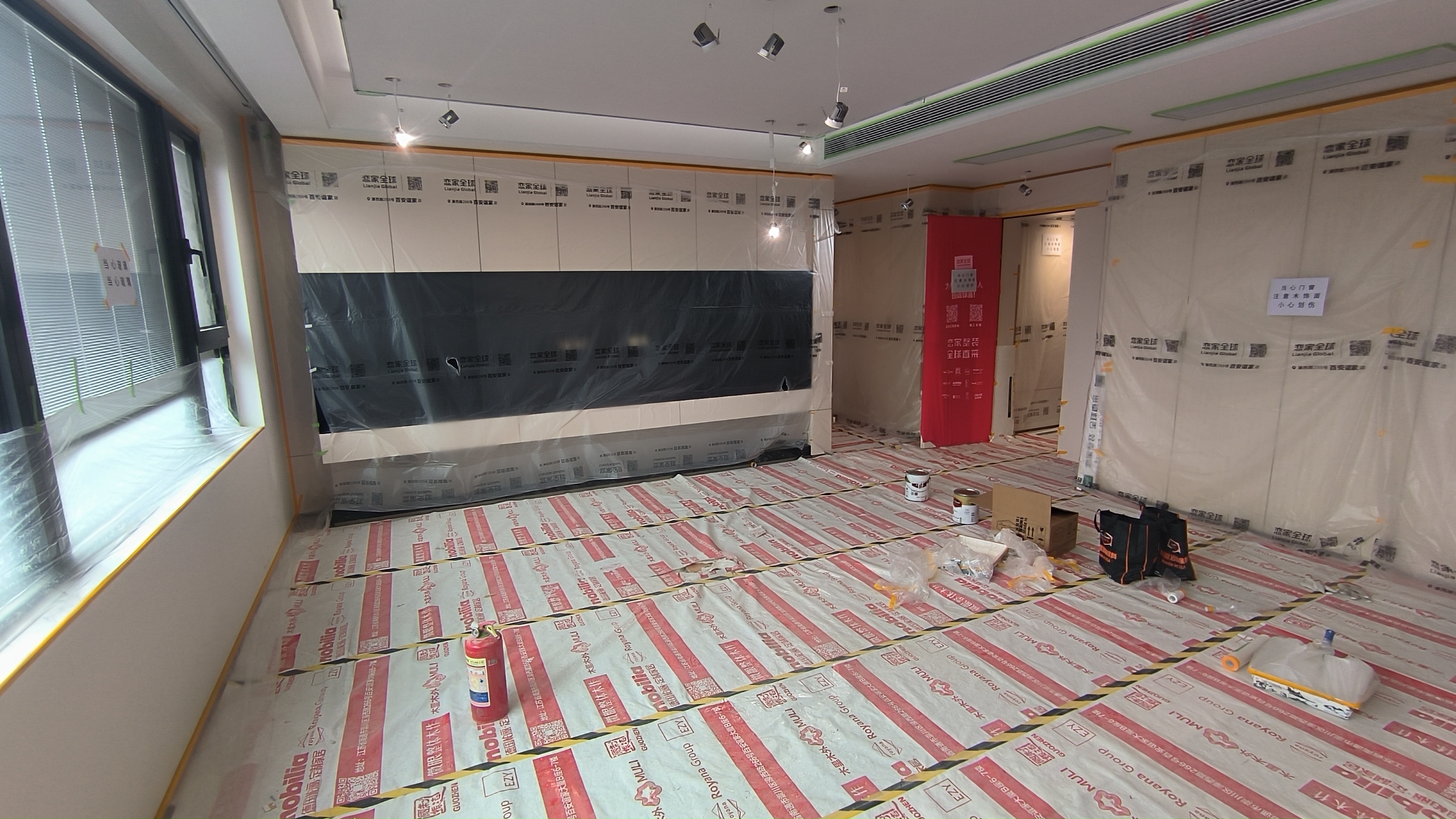 招商公园道 4室2厅5卫 335.49m&sup2;