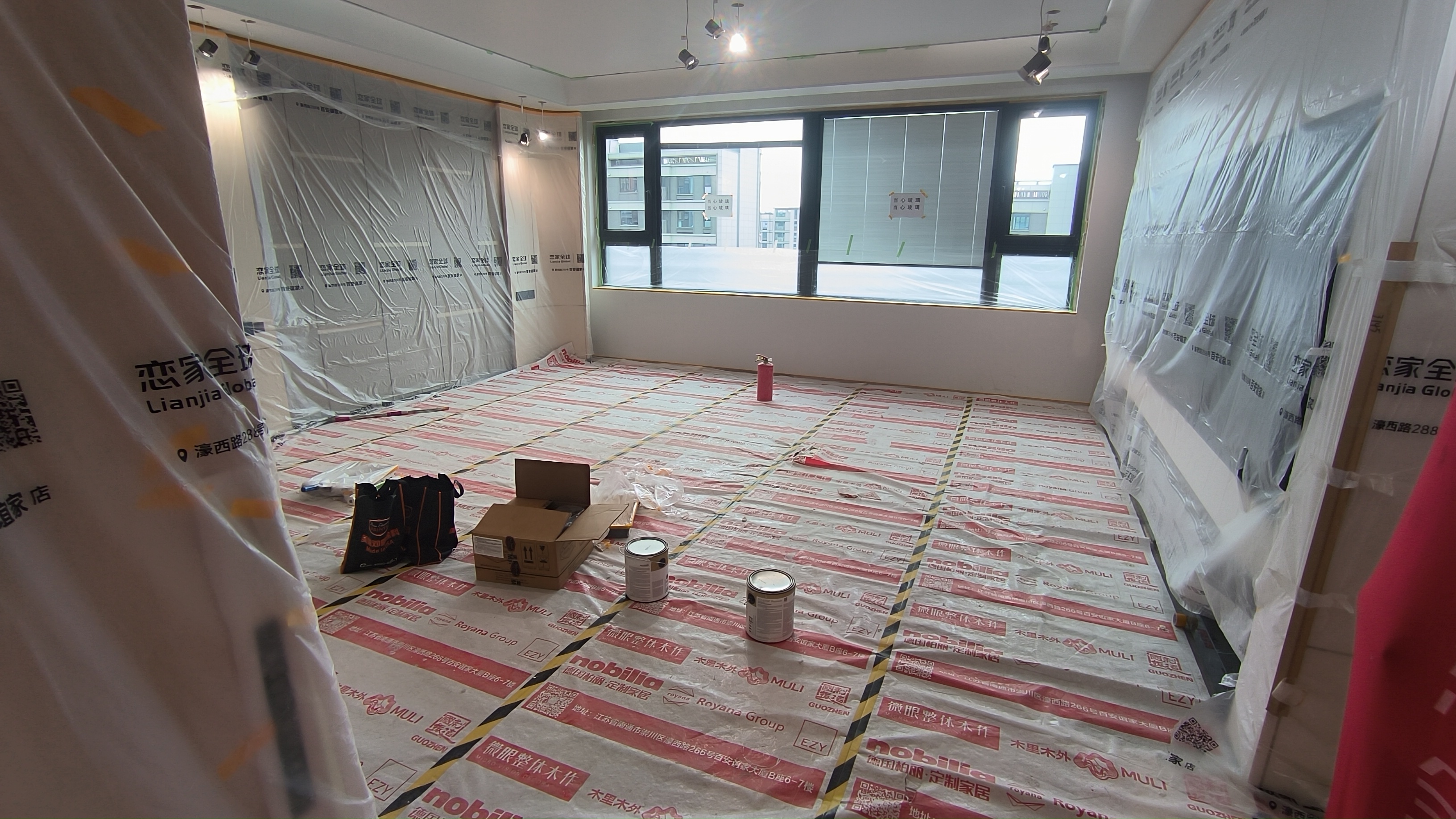 招商公园道 4室2厅5卫 335.49m&sup2;
