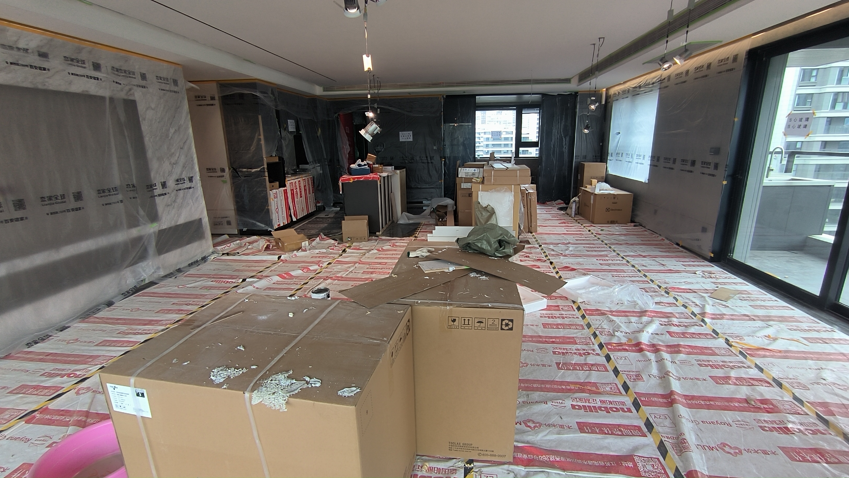 招商公园道 4室2厅5卫 335.49m&sup2;