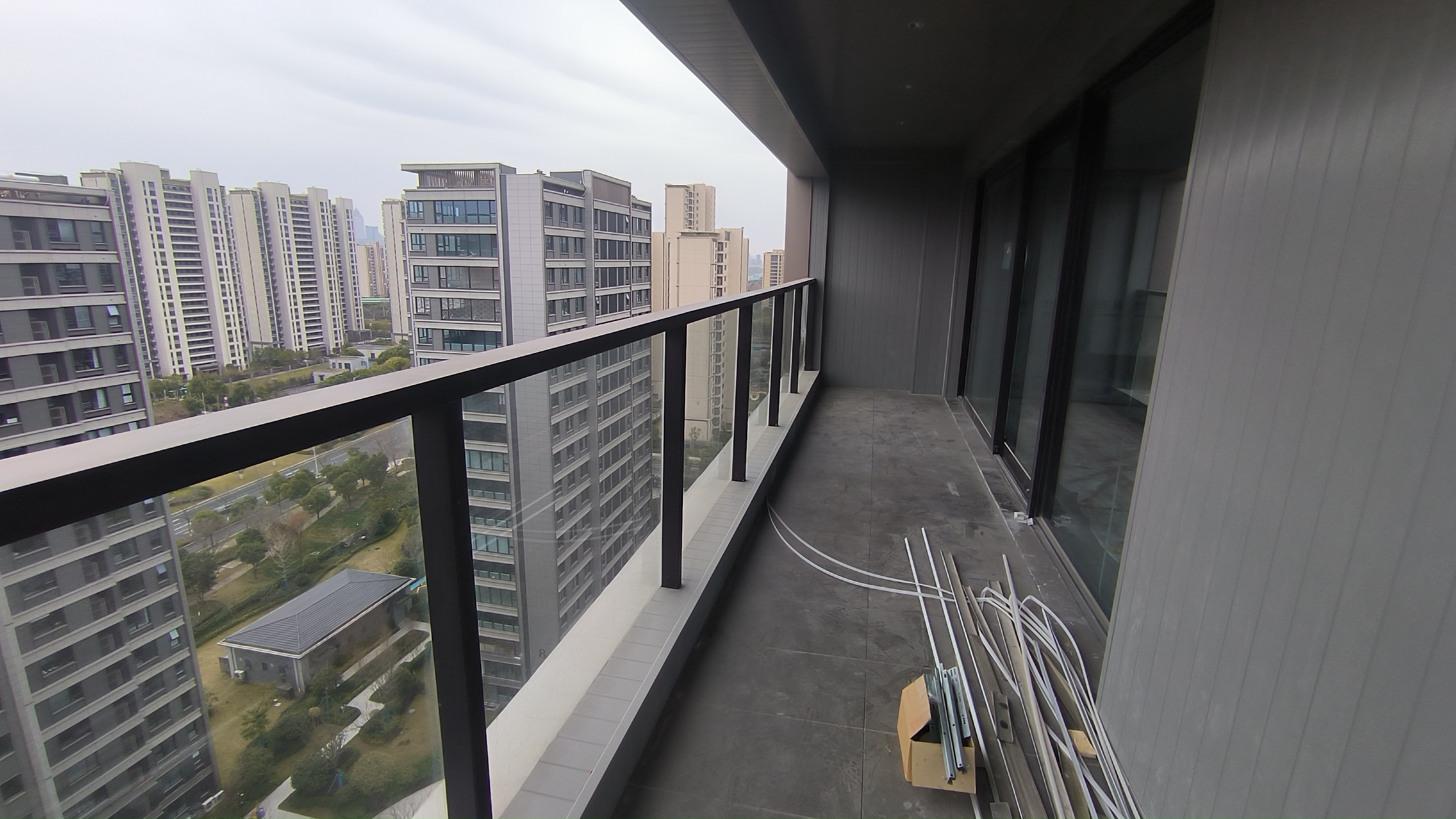 招商公园道 4室2厅5卫 335.49m&sup2;