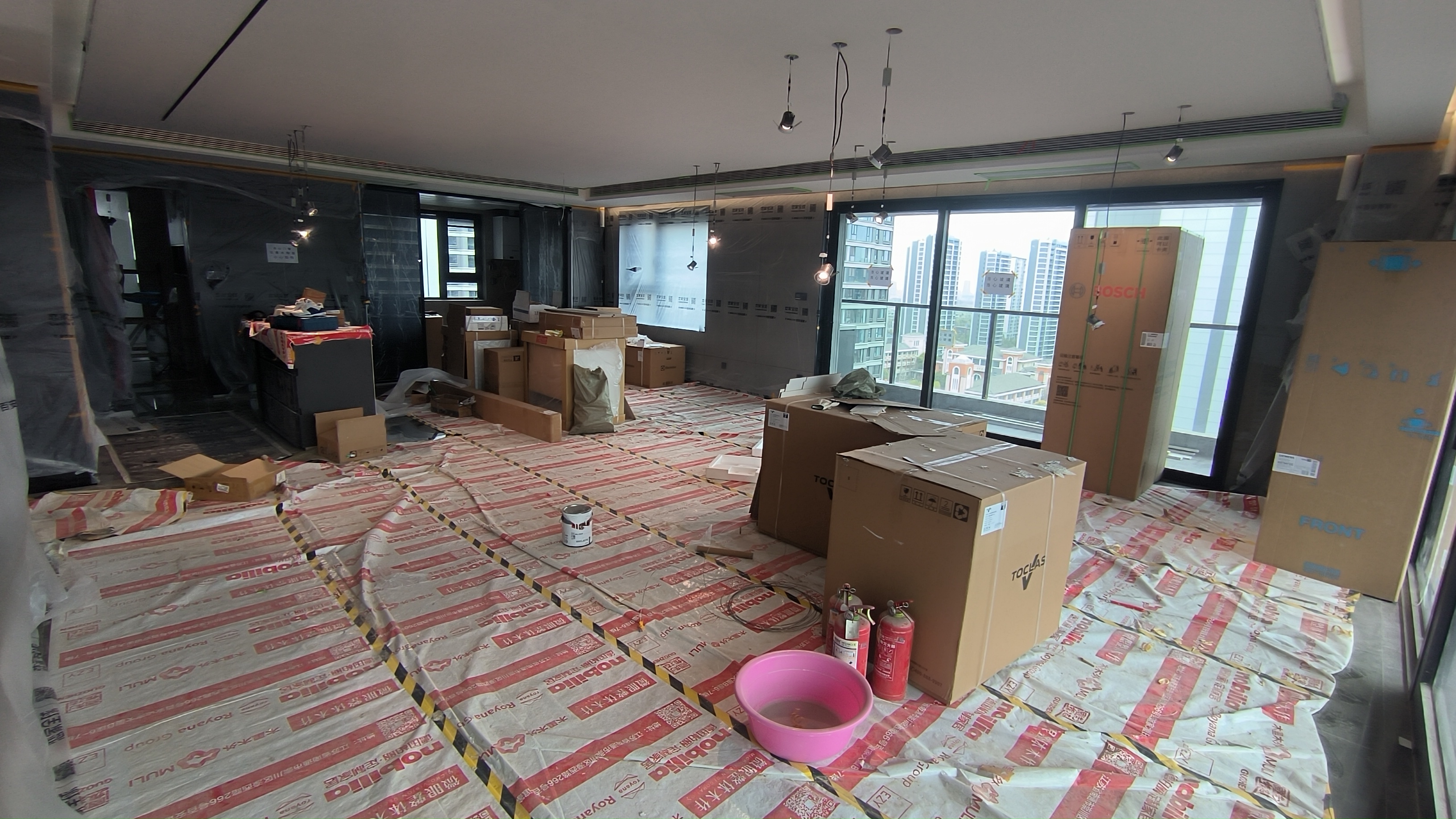招商公园道 4室2厅5卫 335.49m&sup2;