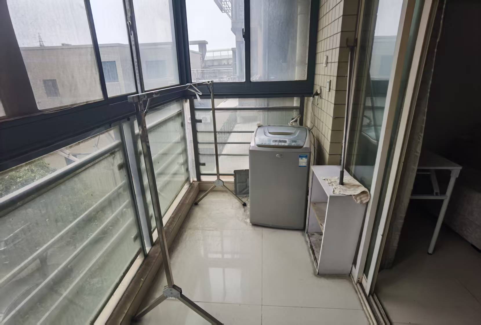 民生滨江丽景花园 1室1厅1卫 65.00m²