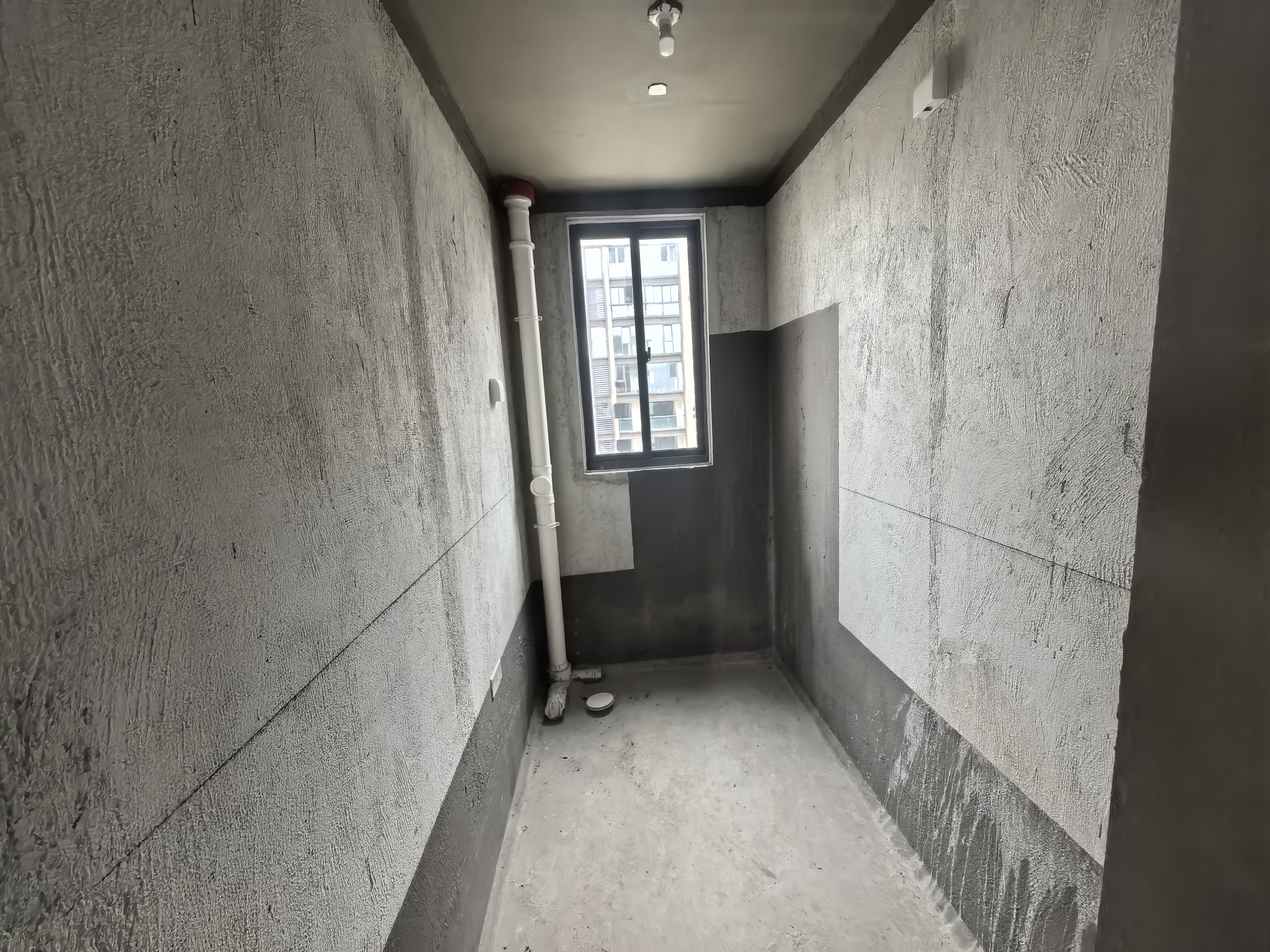 神辉上麟府 5室2厅3卫 185m²