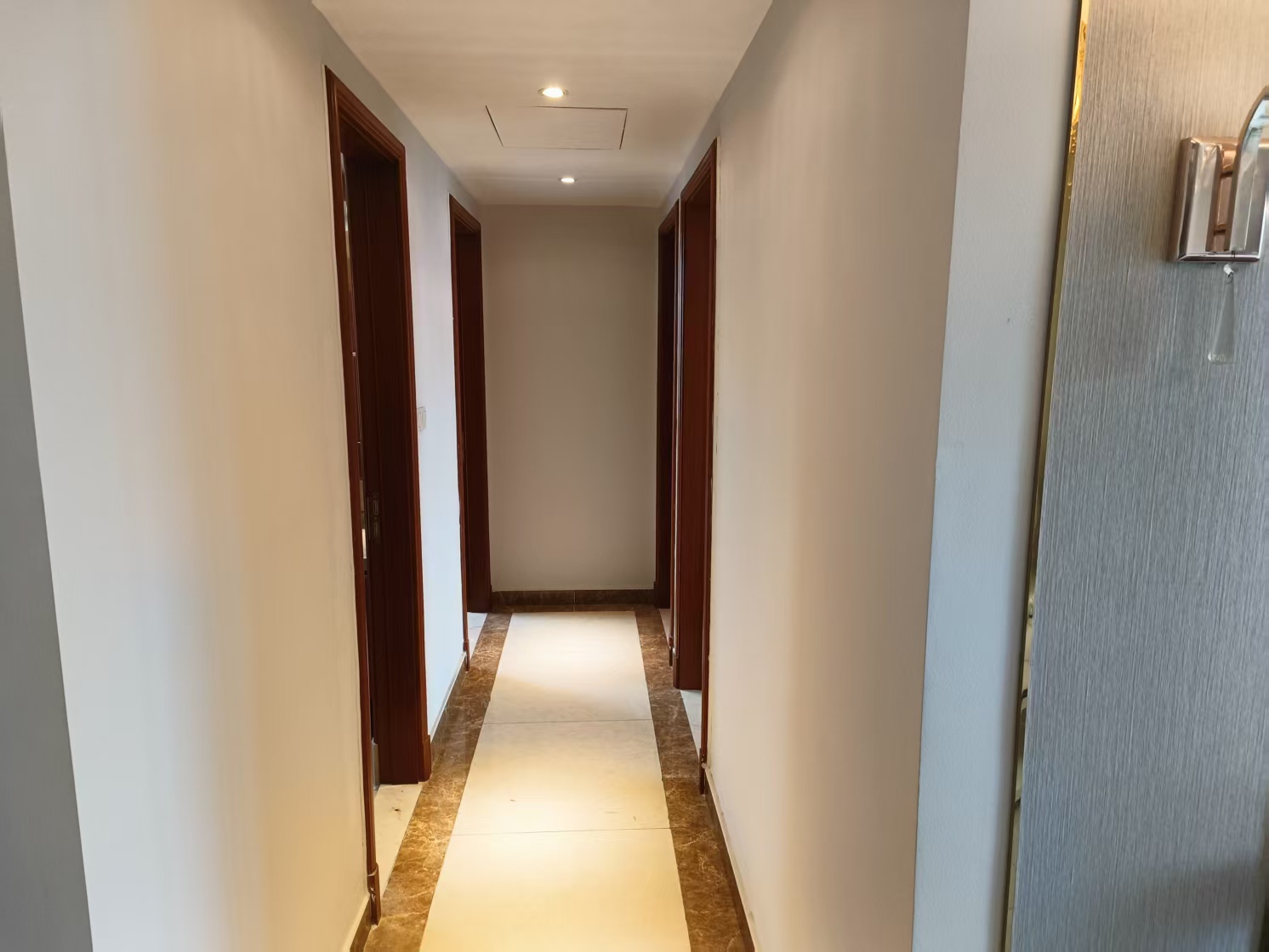 恒大御澜庭 3室1厅1卫 98.00m²