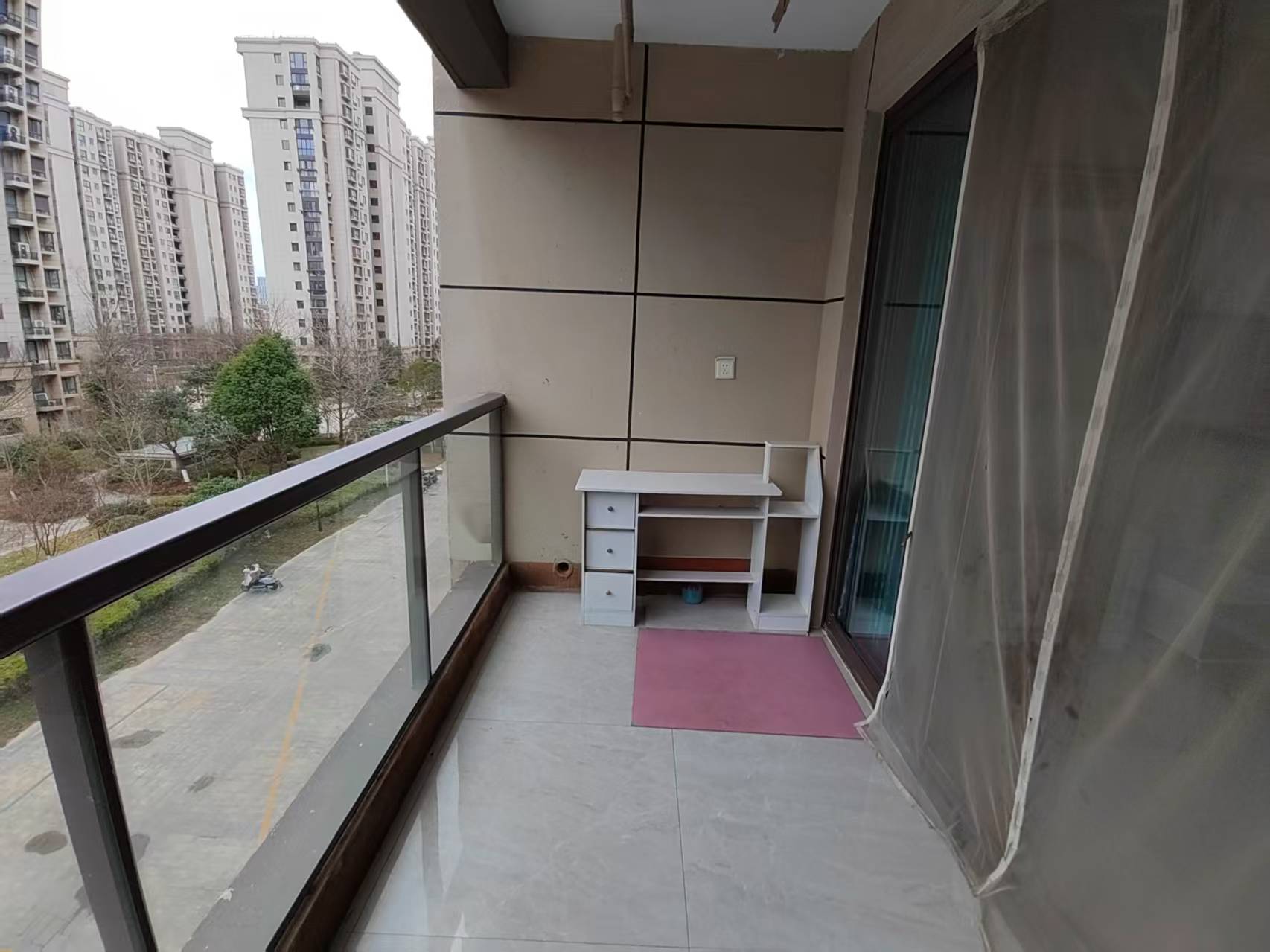 皇家花园北区 3室2厅2卫 118m²