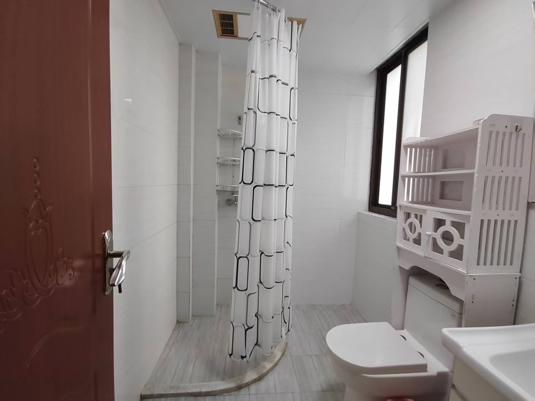 皇家花园北区 3室2厅2卫 118m²