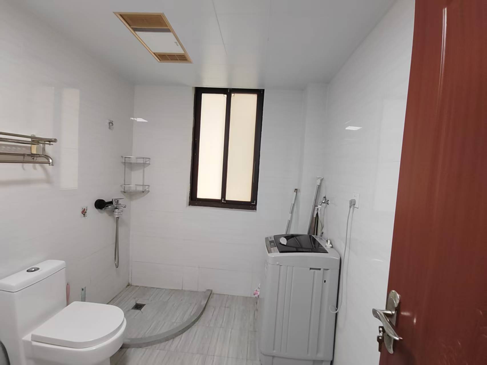皇家花园北区 3室2厅2卫 118m²