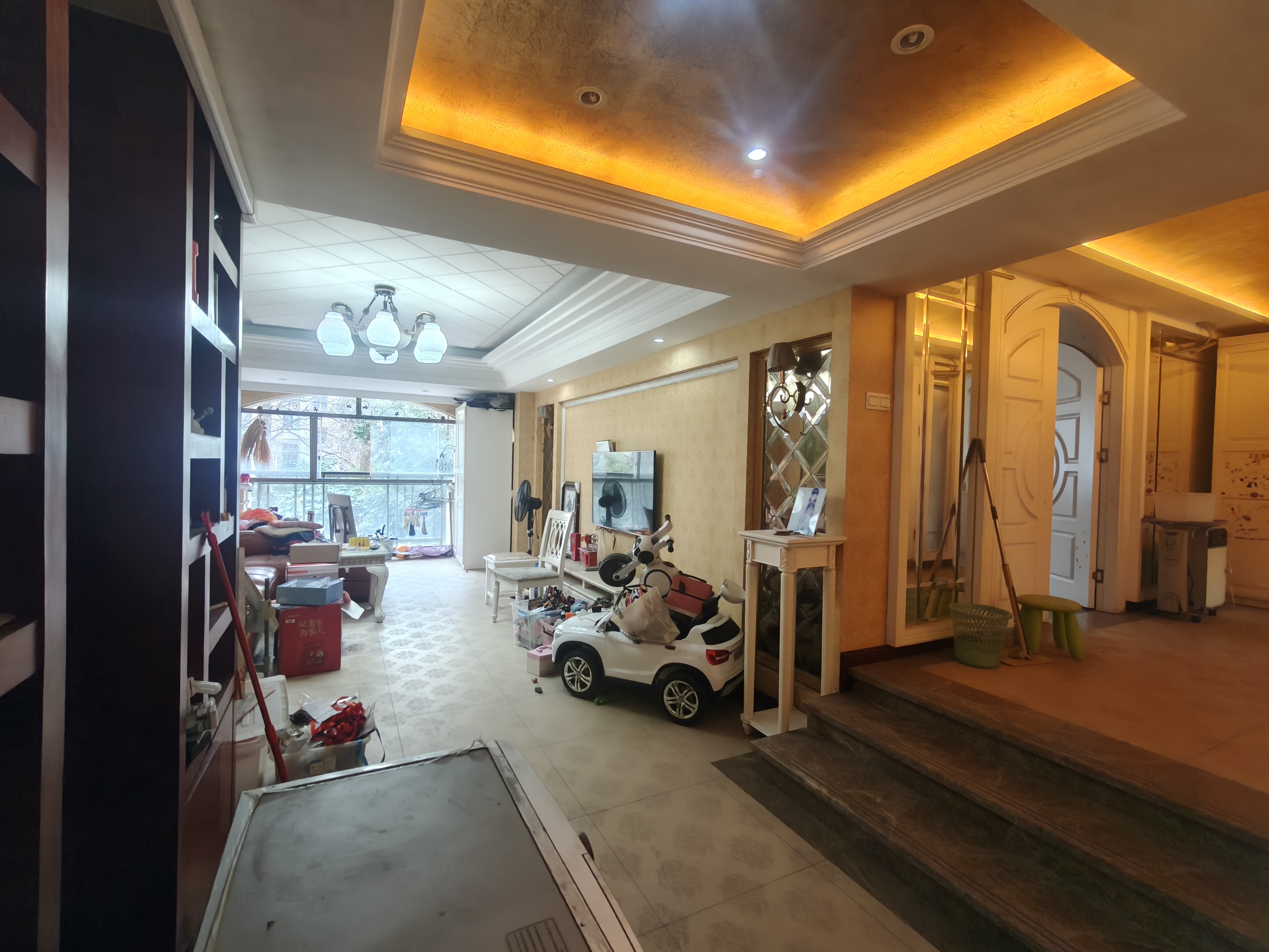 优山美地花园南区 3室2厅1卫 143.00m&sup2;